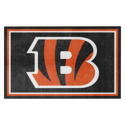 Cincinnati Bengals 4ft. x 6ft. Plush Area Rug