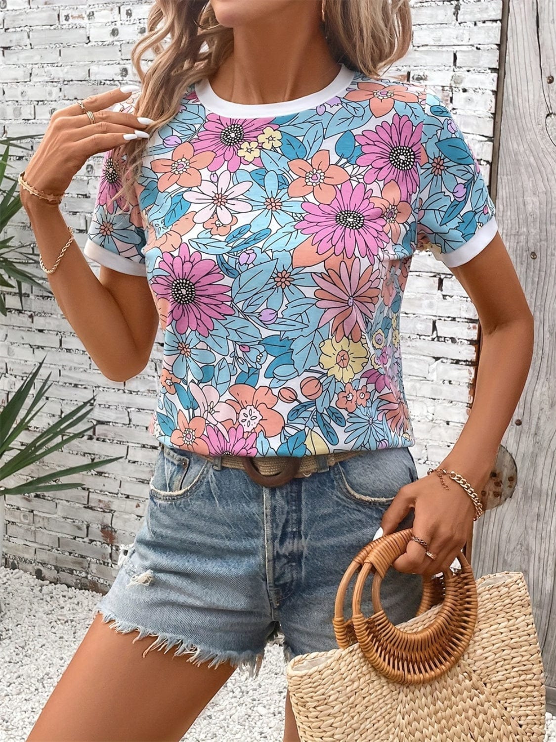 Floral Round Neck Short Sleeve T-Shirt - Trendsi