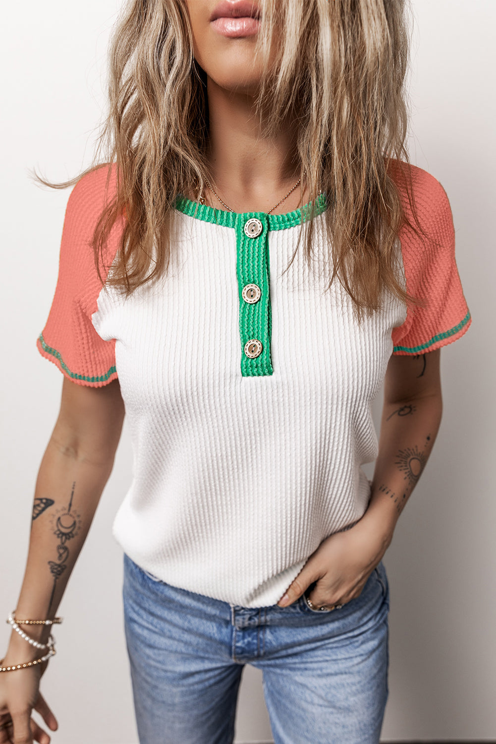 Color Block Round Neck Short Sleeve T-Shirt Trendsi