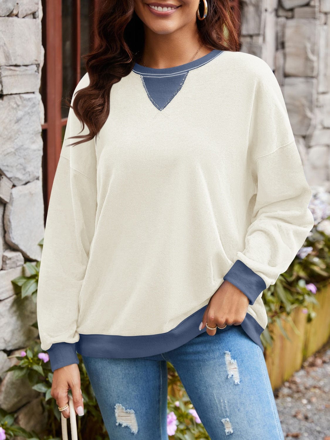 Contrast Round Neck Long Sleeve Sweatshirt - Trendsi