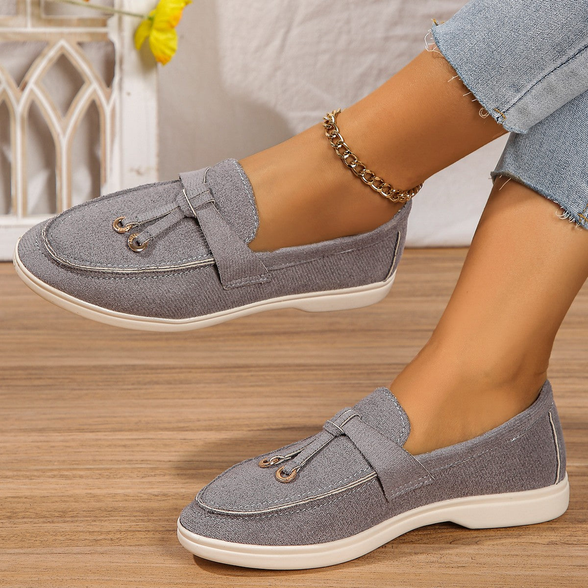 Round Toe Flat Slip-Ons