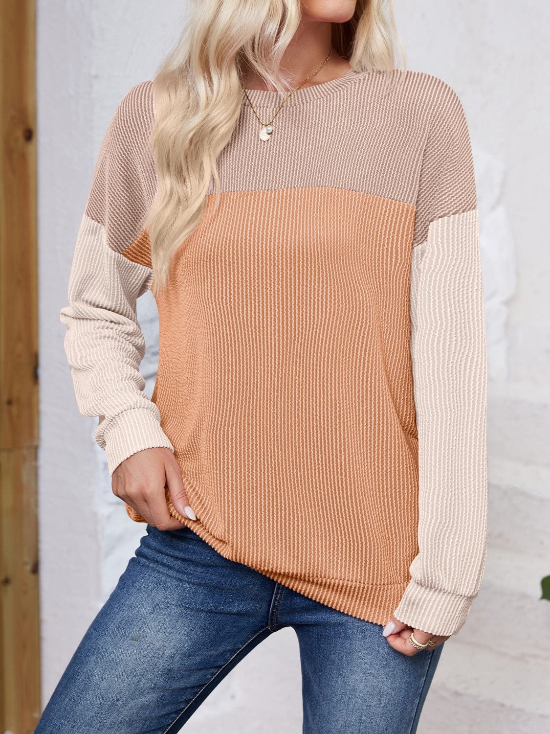 Color Block Round Neck Long Sleeve Sweatshirt - Trendsi