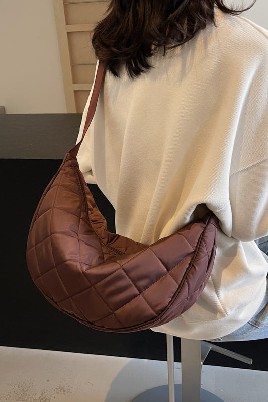 Bolso bandolera con correa ajustable y acolchado a cuadros