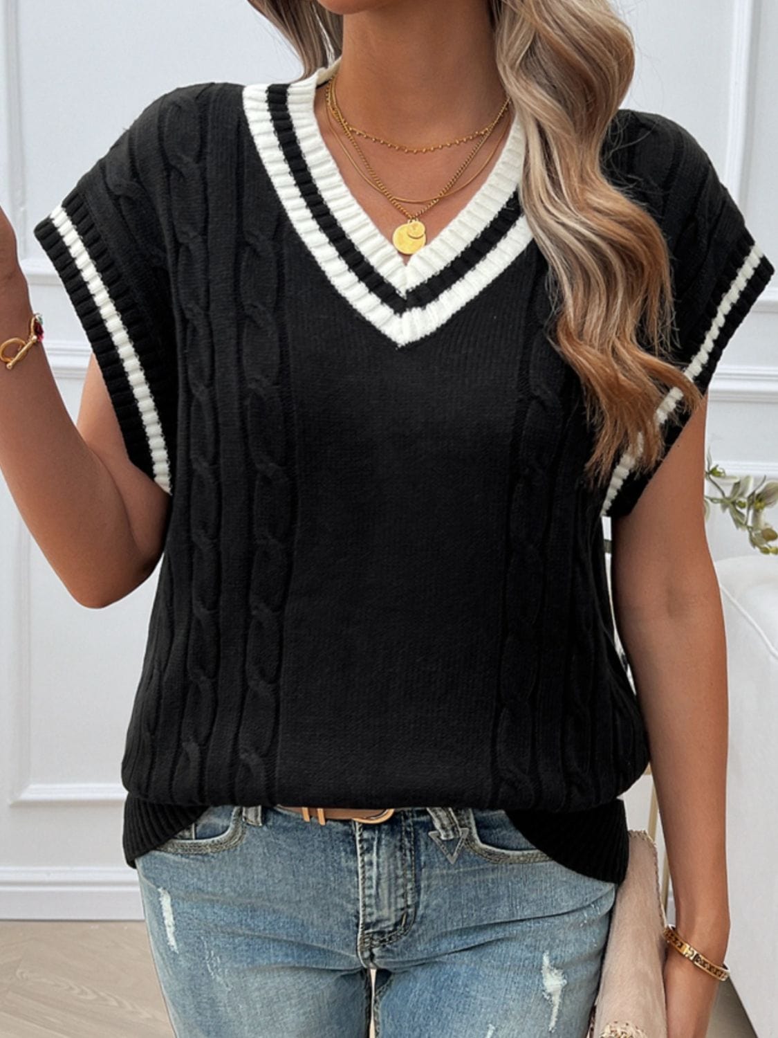 Cable-Knit V-Neck Sweater Vest - Trendsi