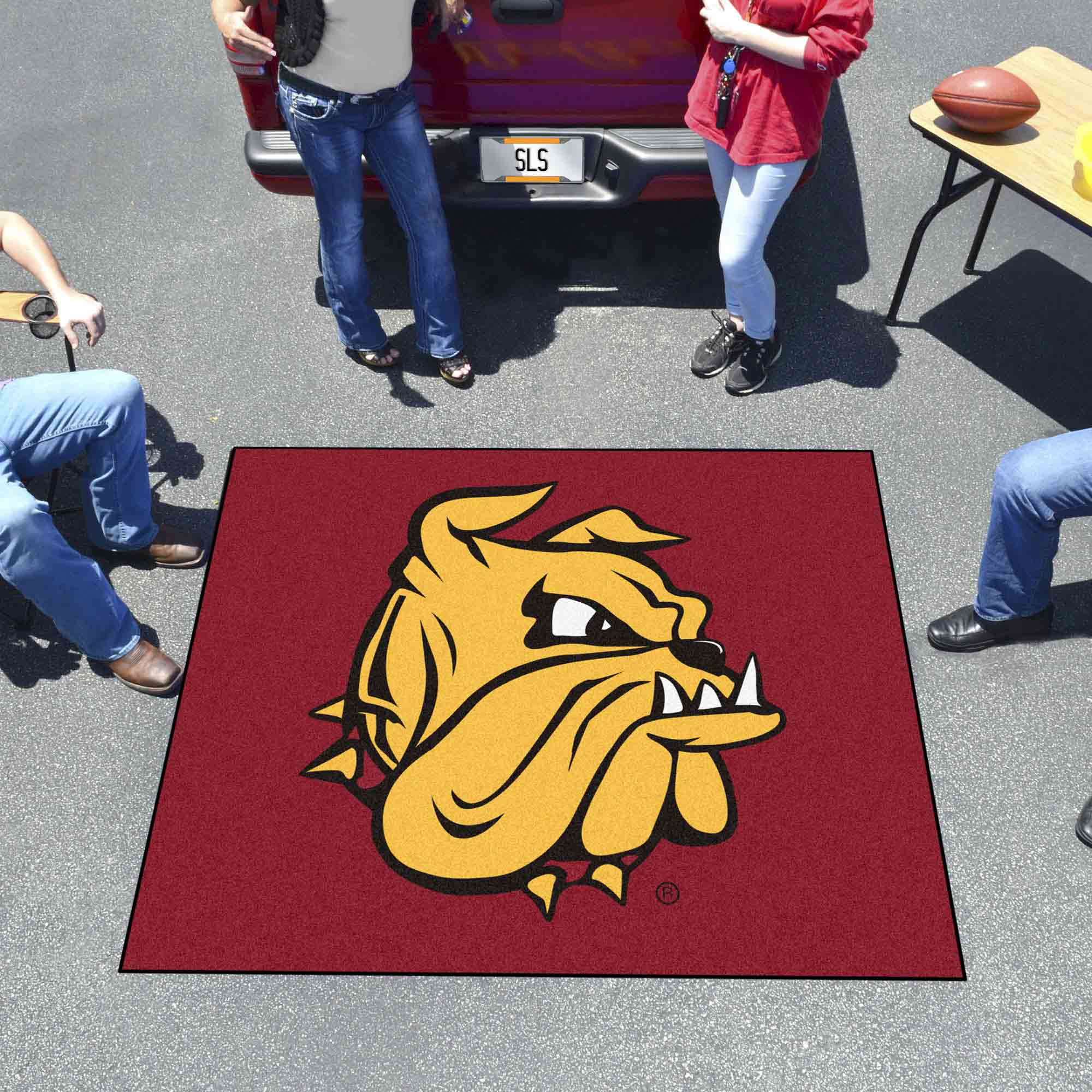 Minnesota-Duluth Bulldogs Tailgater Rug - 5ft. x 6ft.