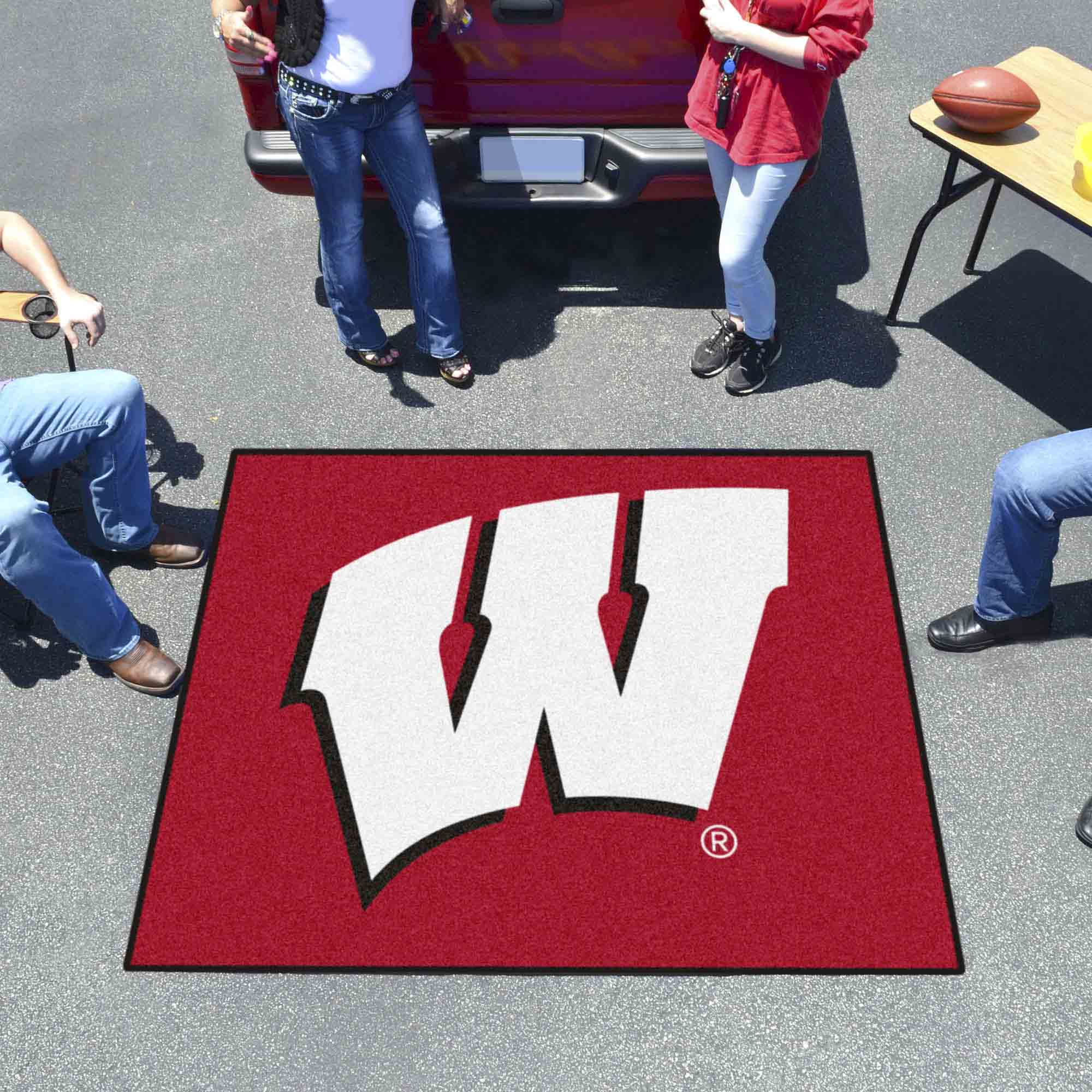 Wisconsin Badgers Tailgater Rug - 5ft. x 6ft.