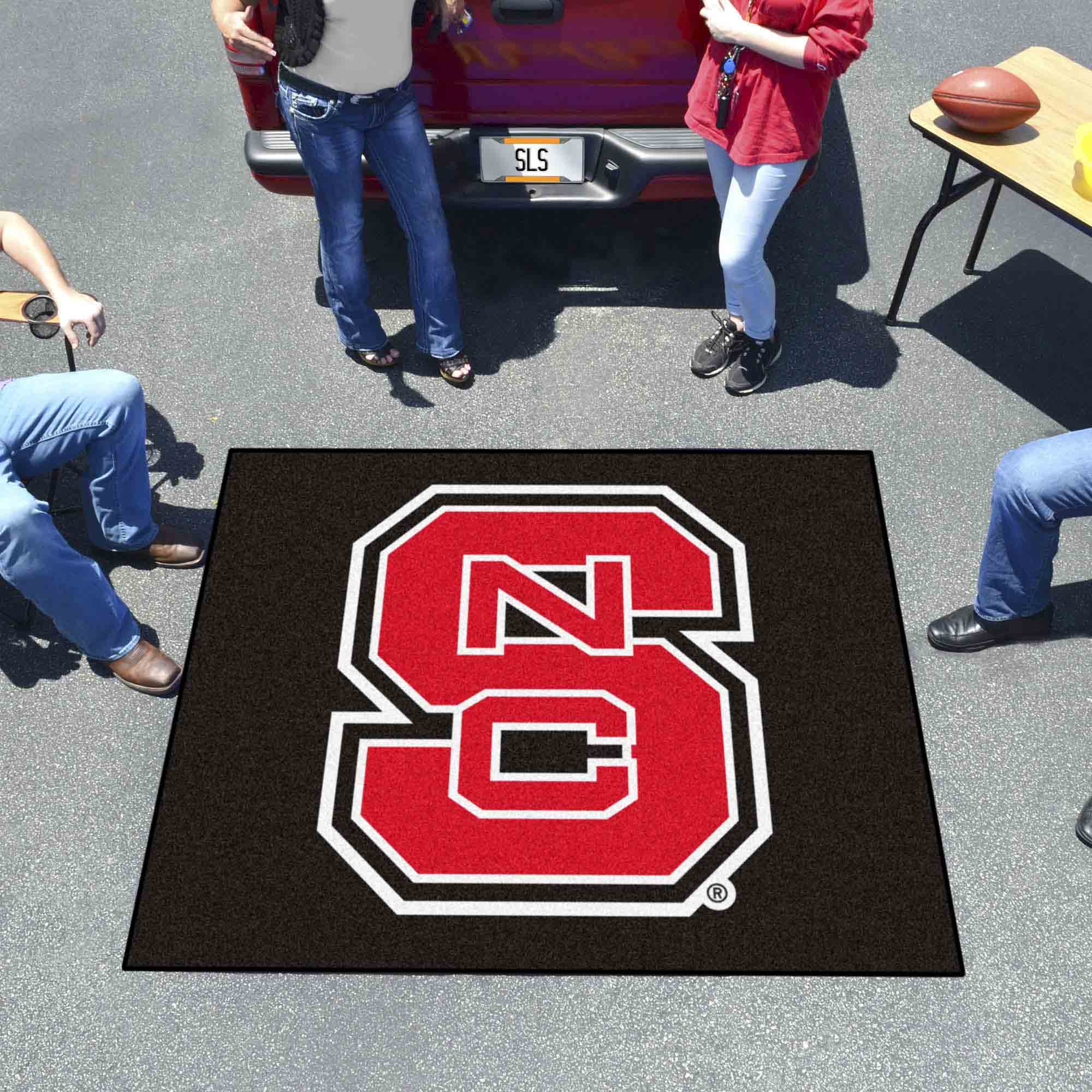 NC State Wolfpack Tailgater Rug - 5ft. x 6ft., NSC Logo - NC State