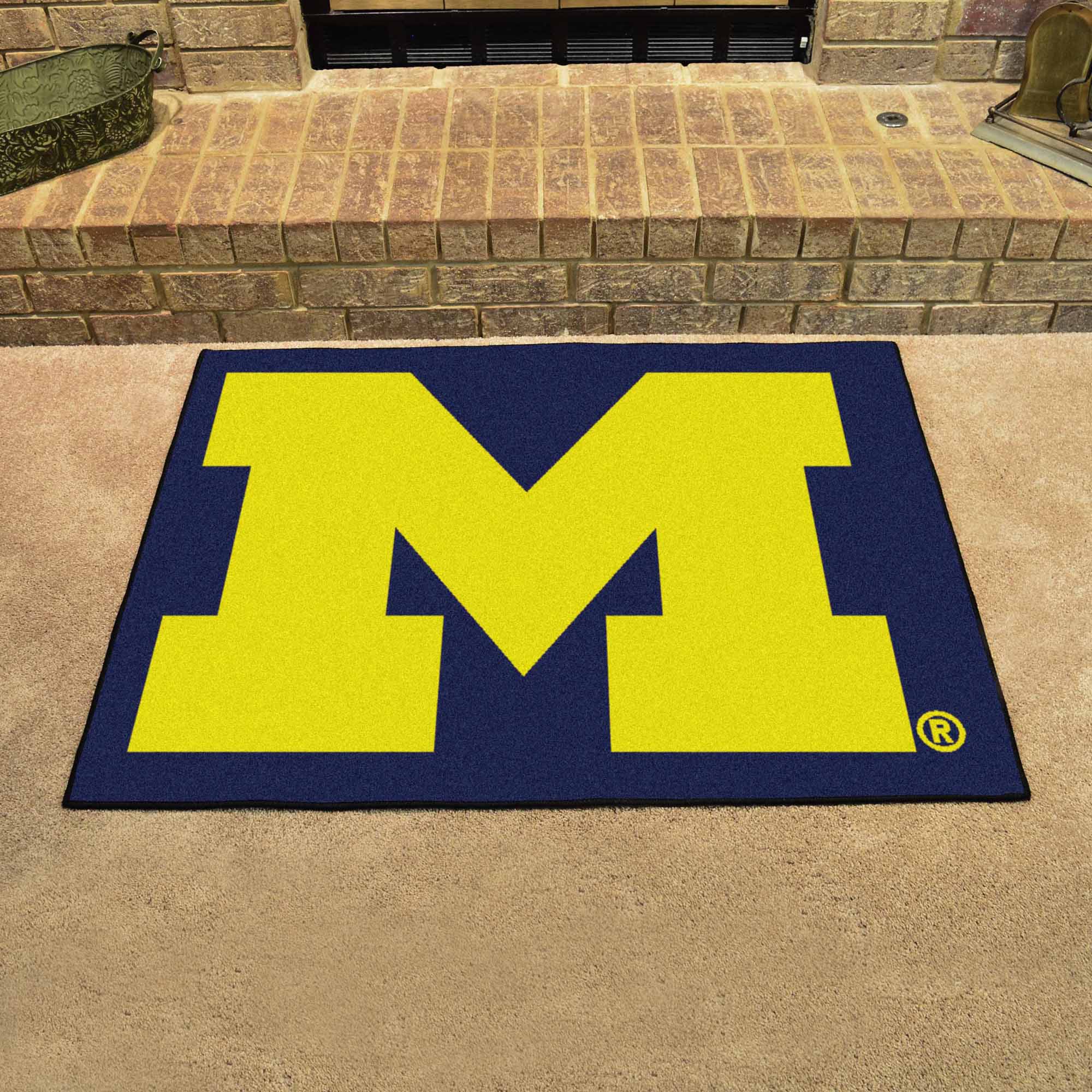 Michigan Wolverines All-Star Rug - 34 in. x 42.5 in. - Michigan