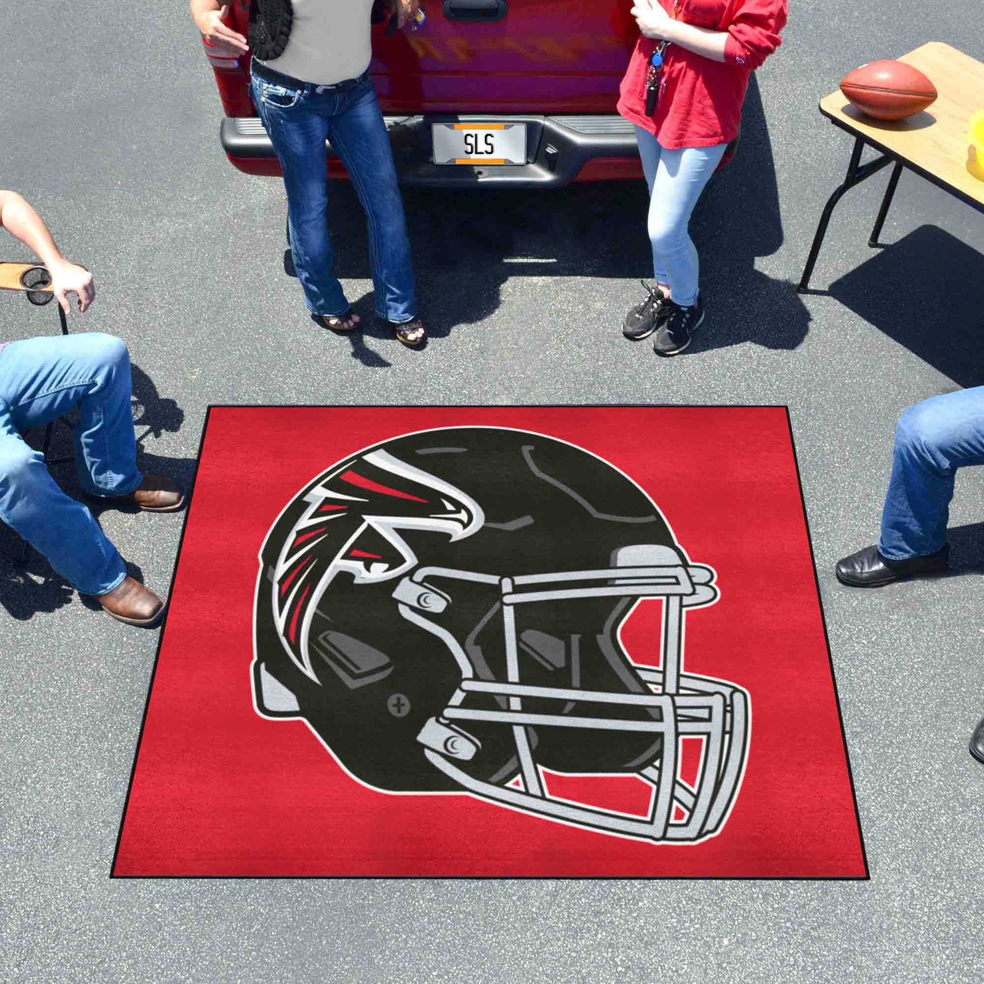 Atlanta Falcons Tailgater Rug - 5ft. x 6ft., Helmet Logo