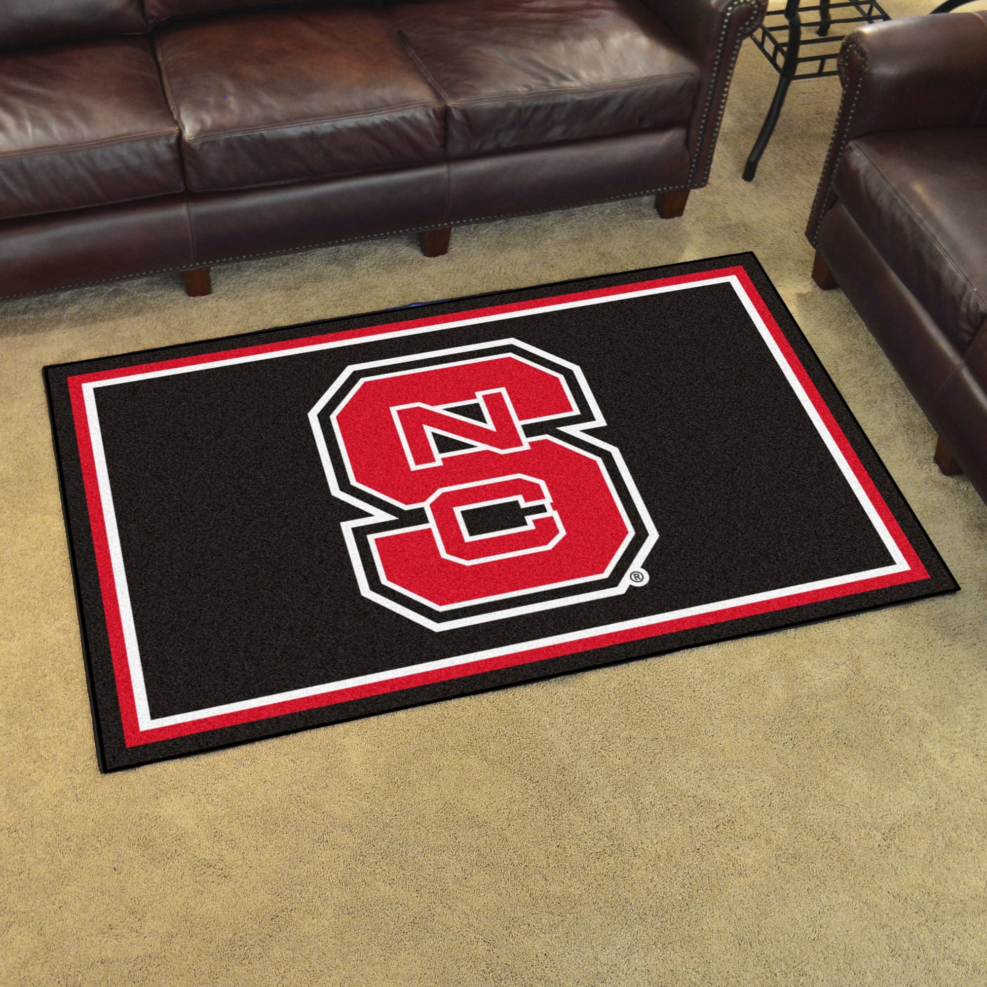 NC State Wolfpack 4ft. x 6ft. Plush Area Rug, NSC Logo - NC State