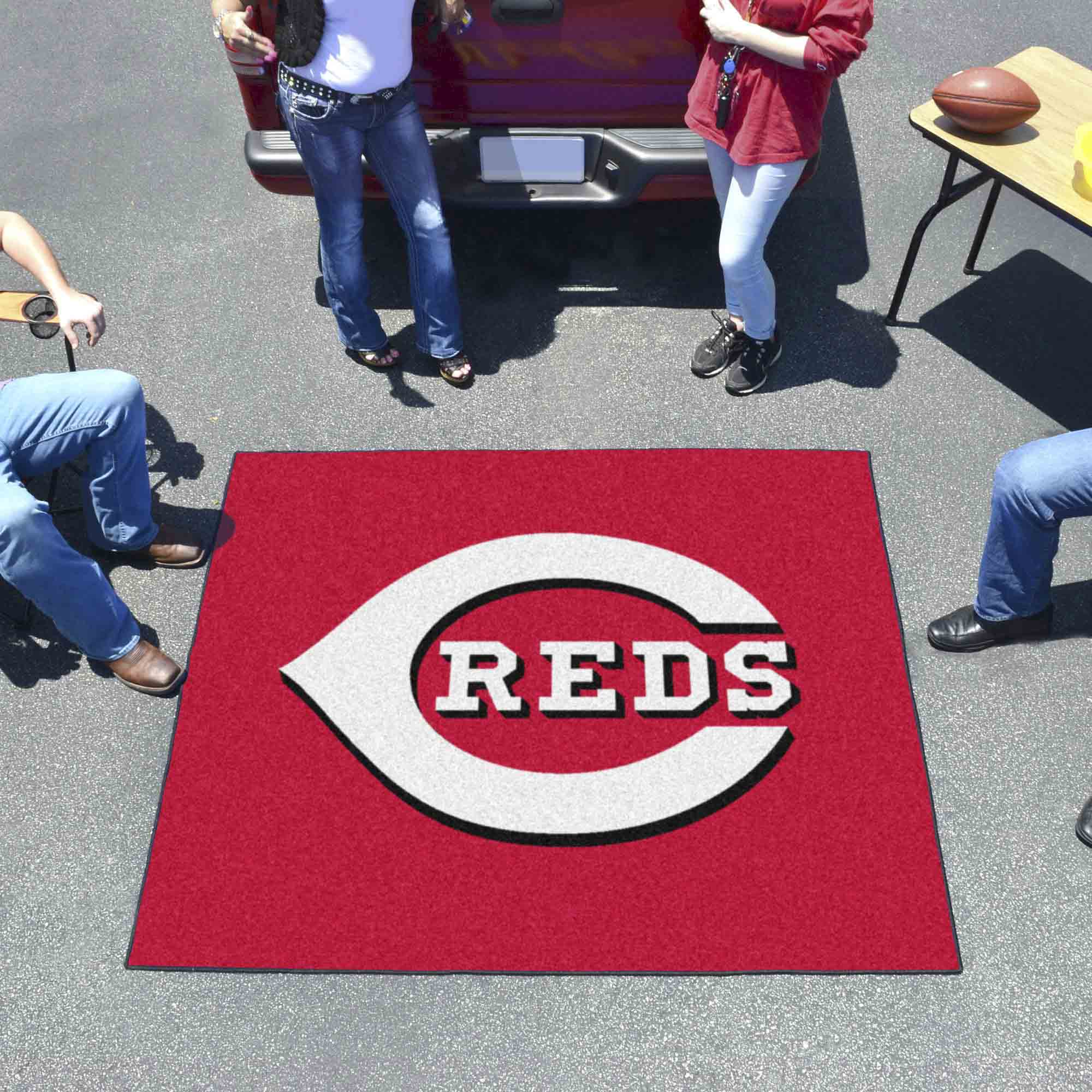 Cincinnati Reds Tailgater Rug - 5ft. x 6ft.