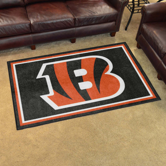 Cincinnati Bengals 4ft. x 6ft. Plush Area Rug