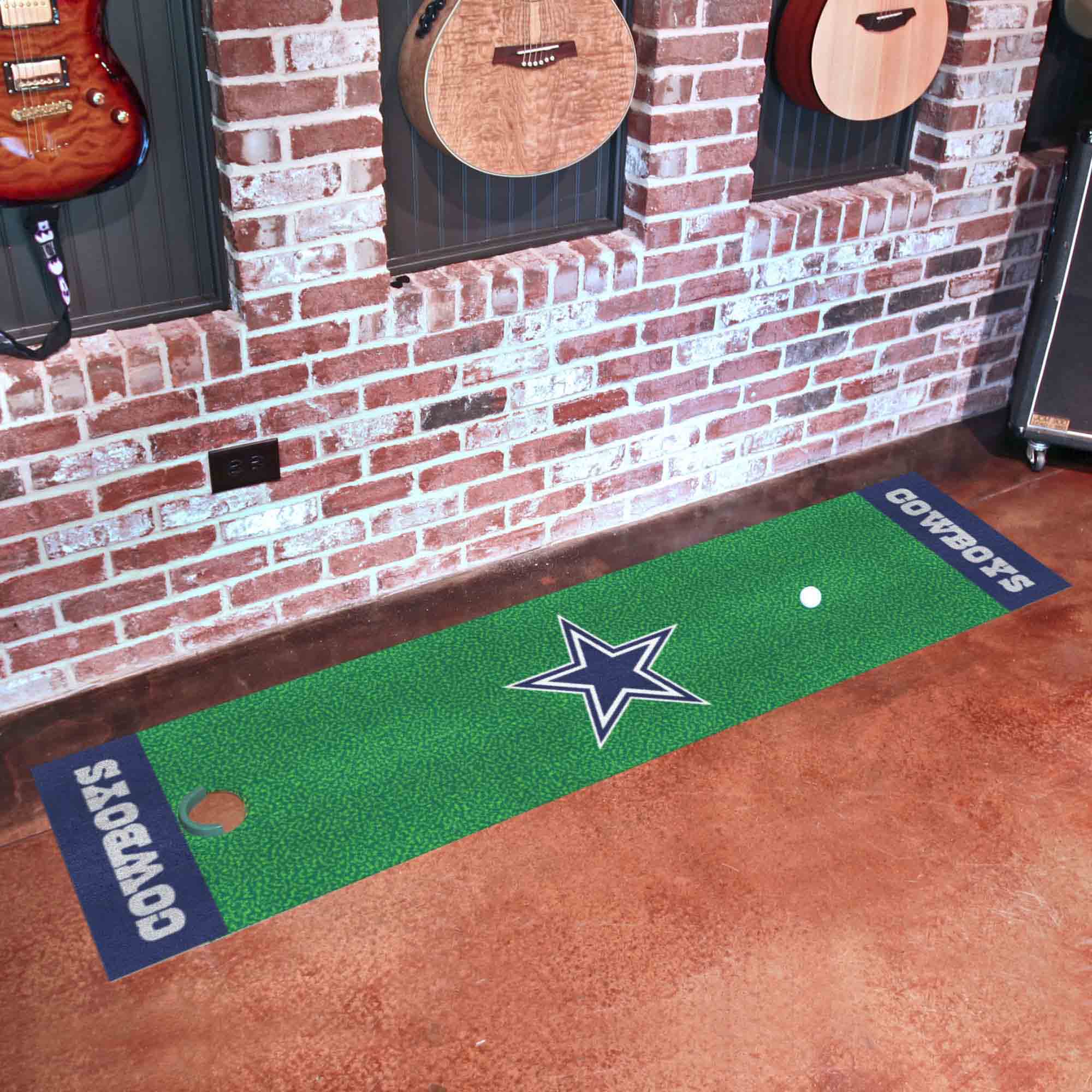 Dallas Cowboys Putting Green Mat - 1.5ft. x 6ft.