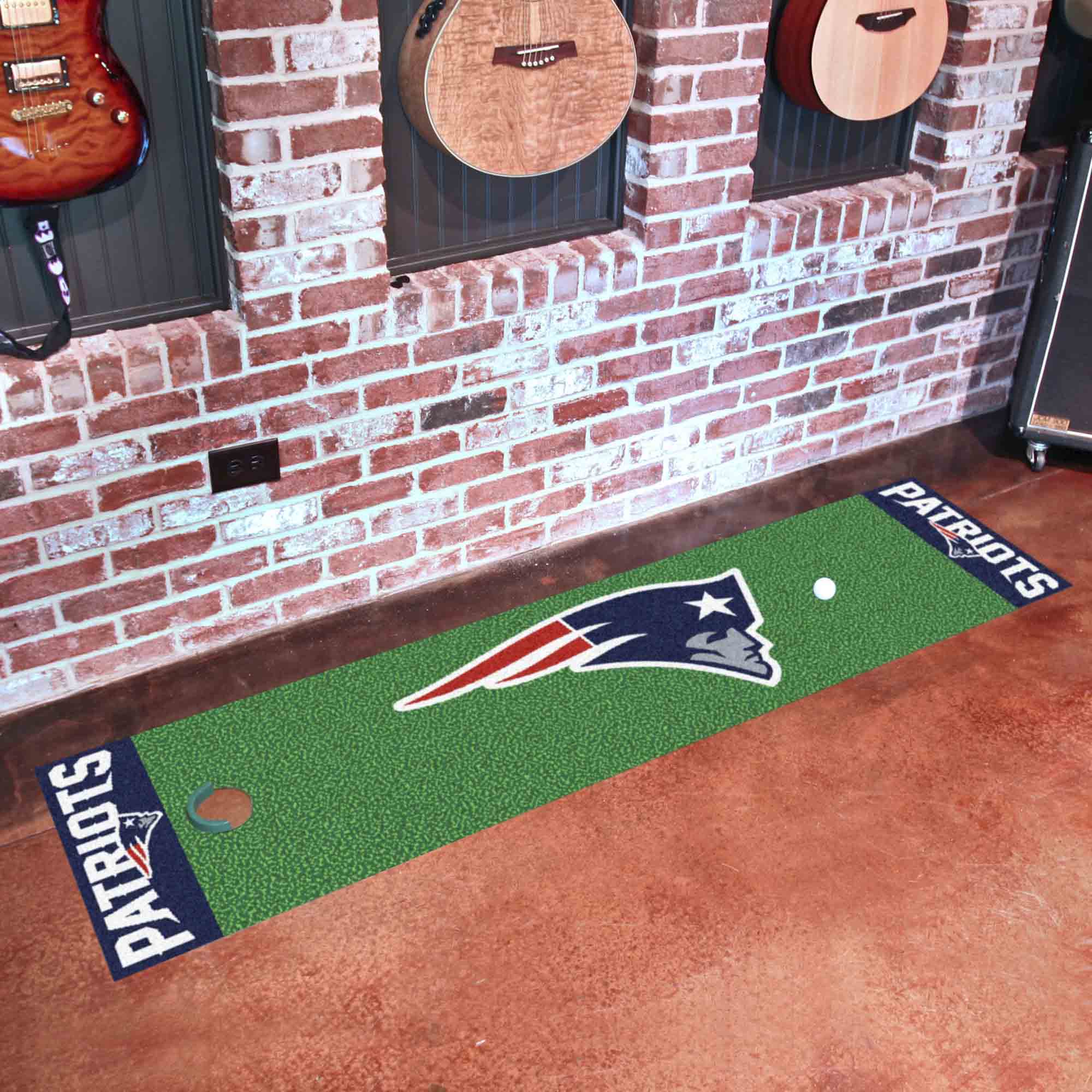 New England Patriots Putting Green Mat - 1.5ft. x 6ft.