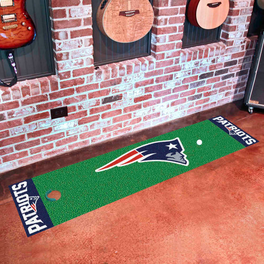 New England Patriots Putting Green Mat - 1.5ft. x 6ft. - New England Patriots