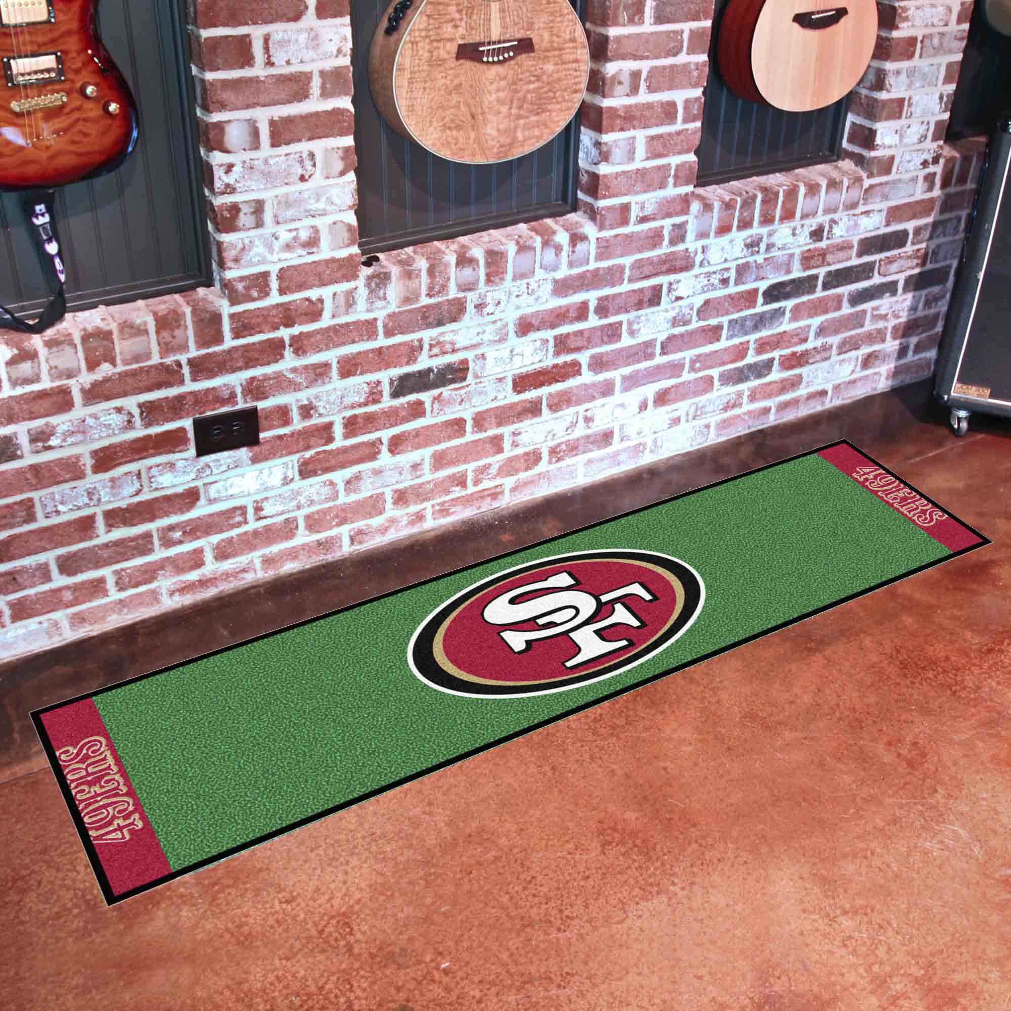 San Francisco 49ers Putting Green Mat - 1.5ft. x 6ft.