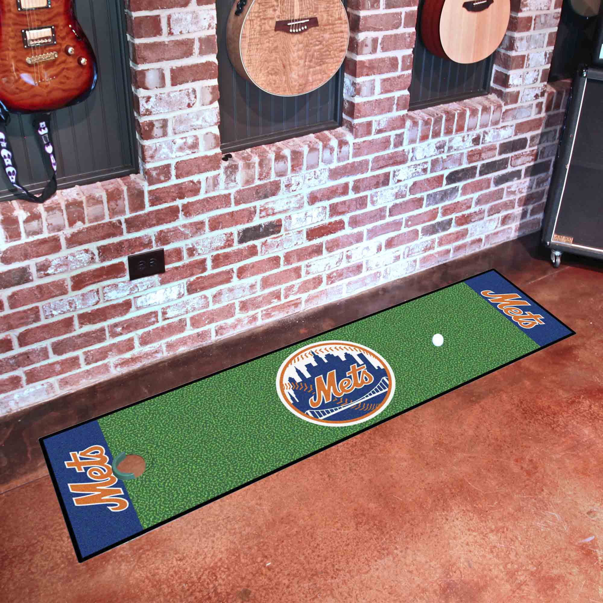 New York Mets Putting Green Mat - 1.5ft. x 6ft. - New York Mets