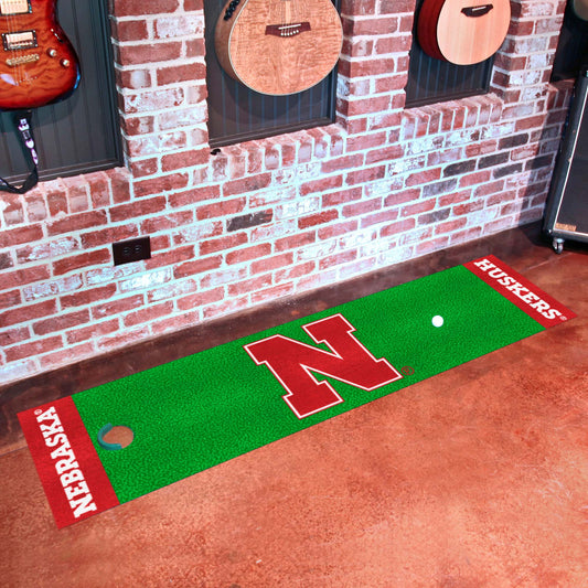 Nebraska Cornhuskers Putting Green Mat - 1.5ft. x 6ft.