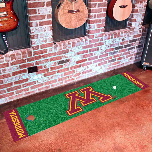 Minnesota Golden Gophers Putting Green Mat - 1.5ft. x 6ft.