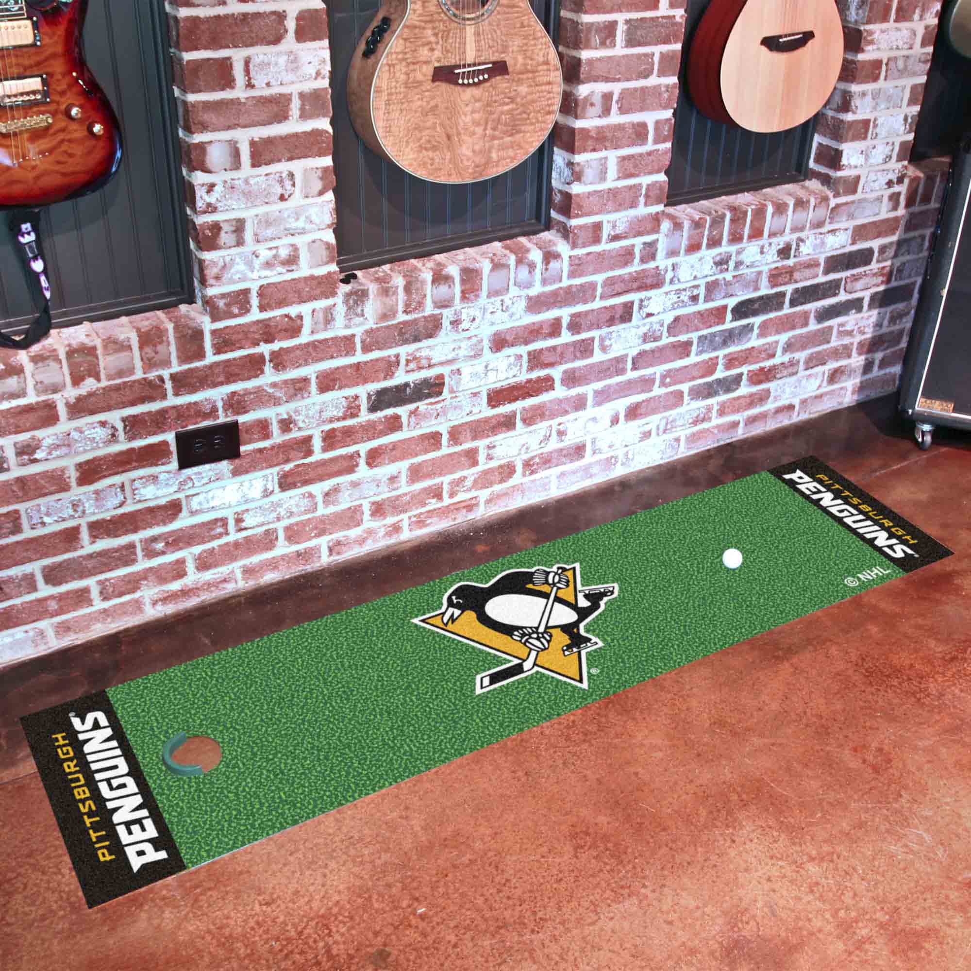 Pittsburgh Penguins Putting Green Mat - 1.5ft. x 6ft.