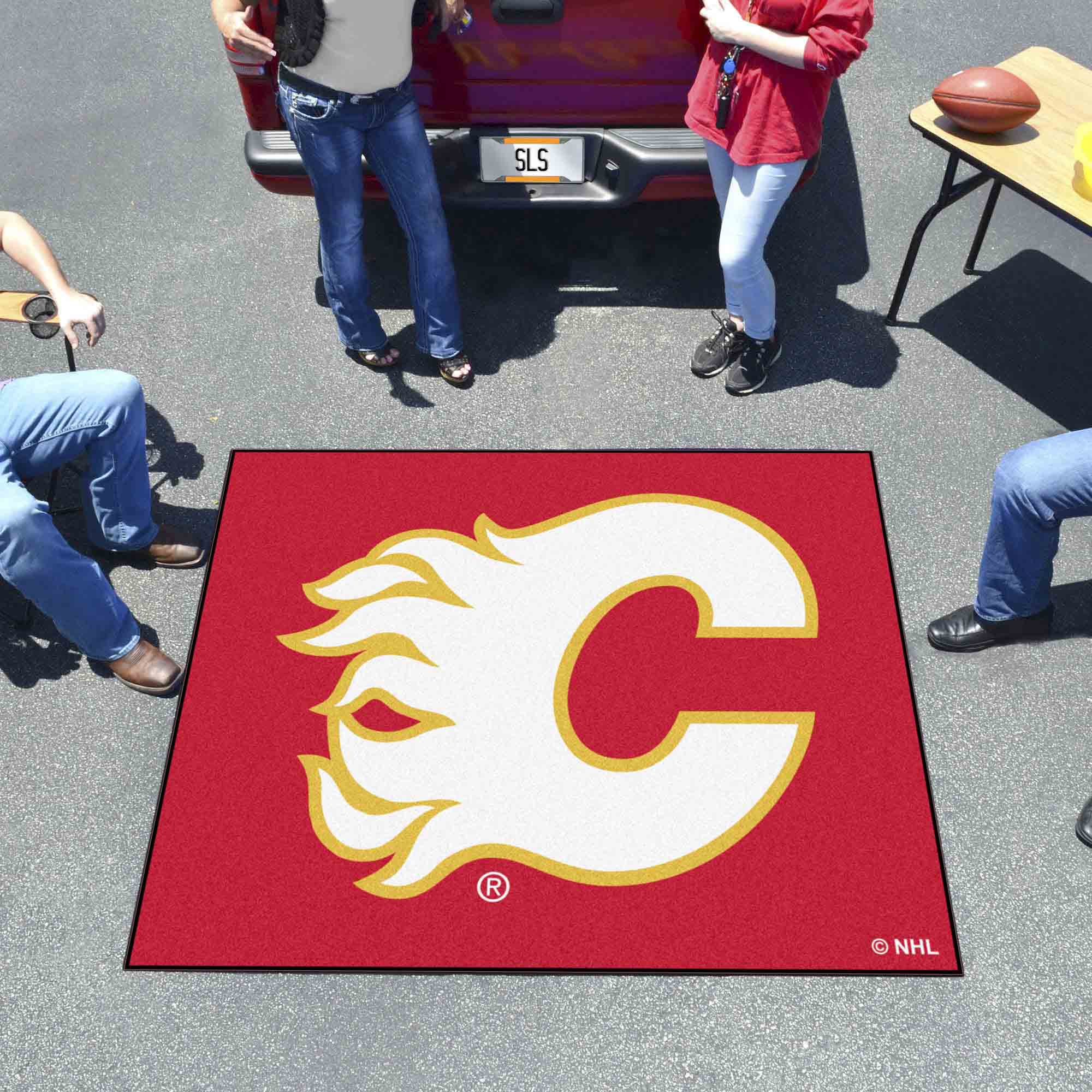 Calgary Flames Tailgater Rug - 5ft. x 6ft. - Calgary Flames