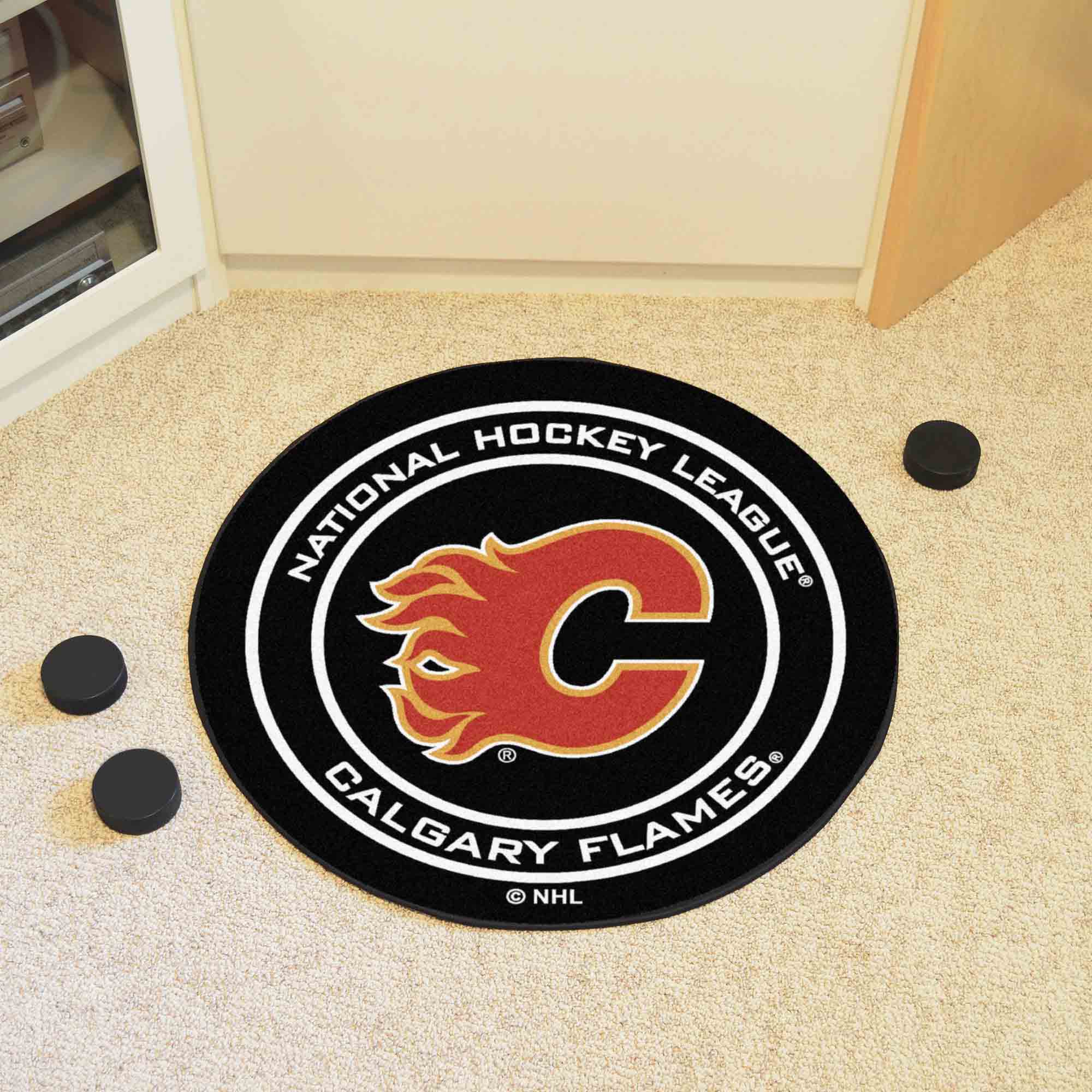 Calgary Flames Hockey Puck Rug - 27in. Diameter - Calgary Flames