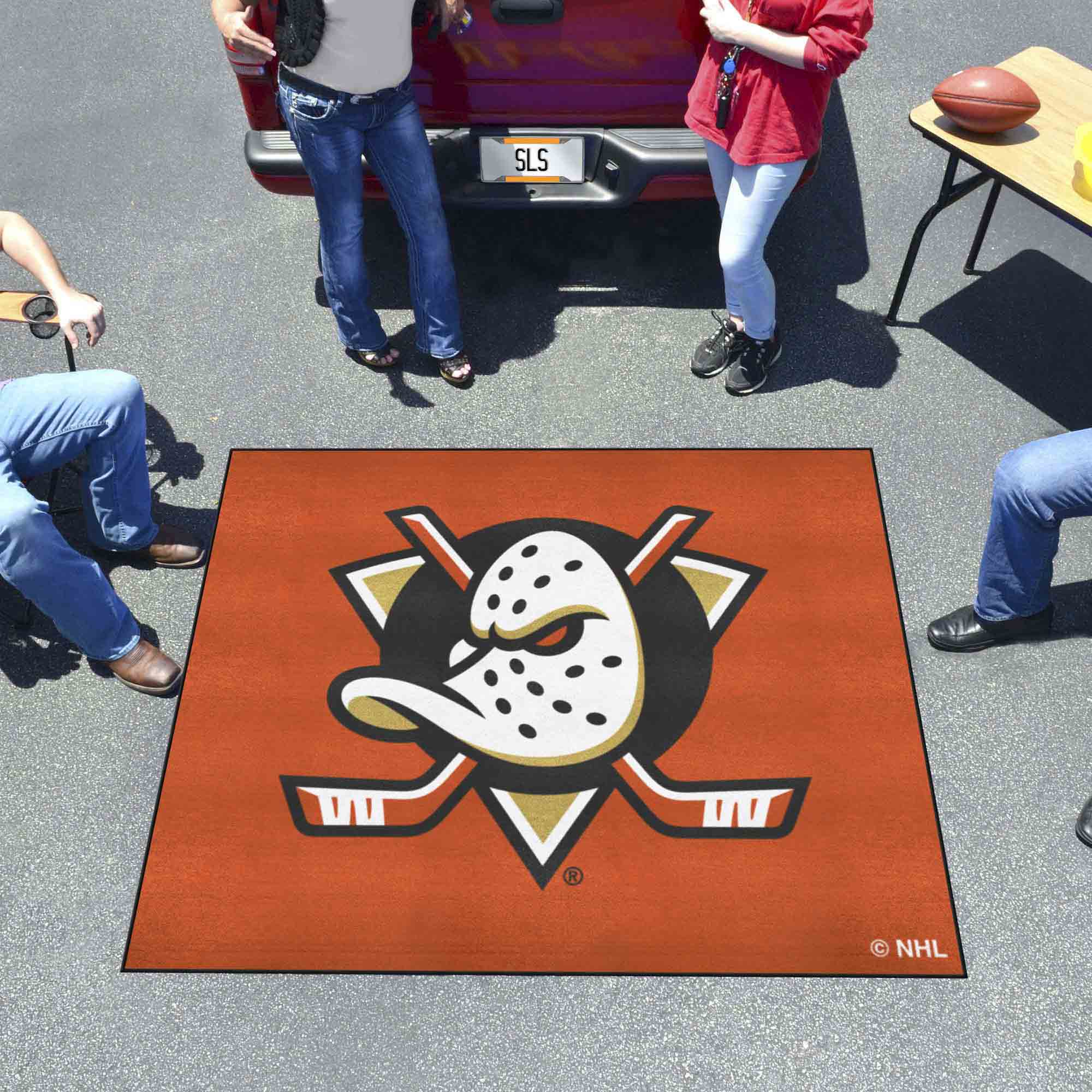 Anaheim Ducks Tailgater Rug - 5ft. x 6ft.