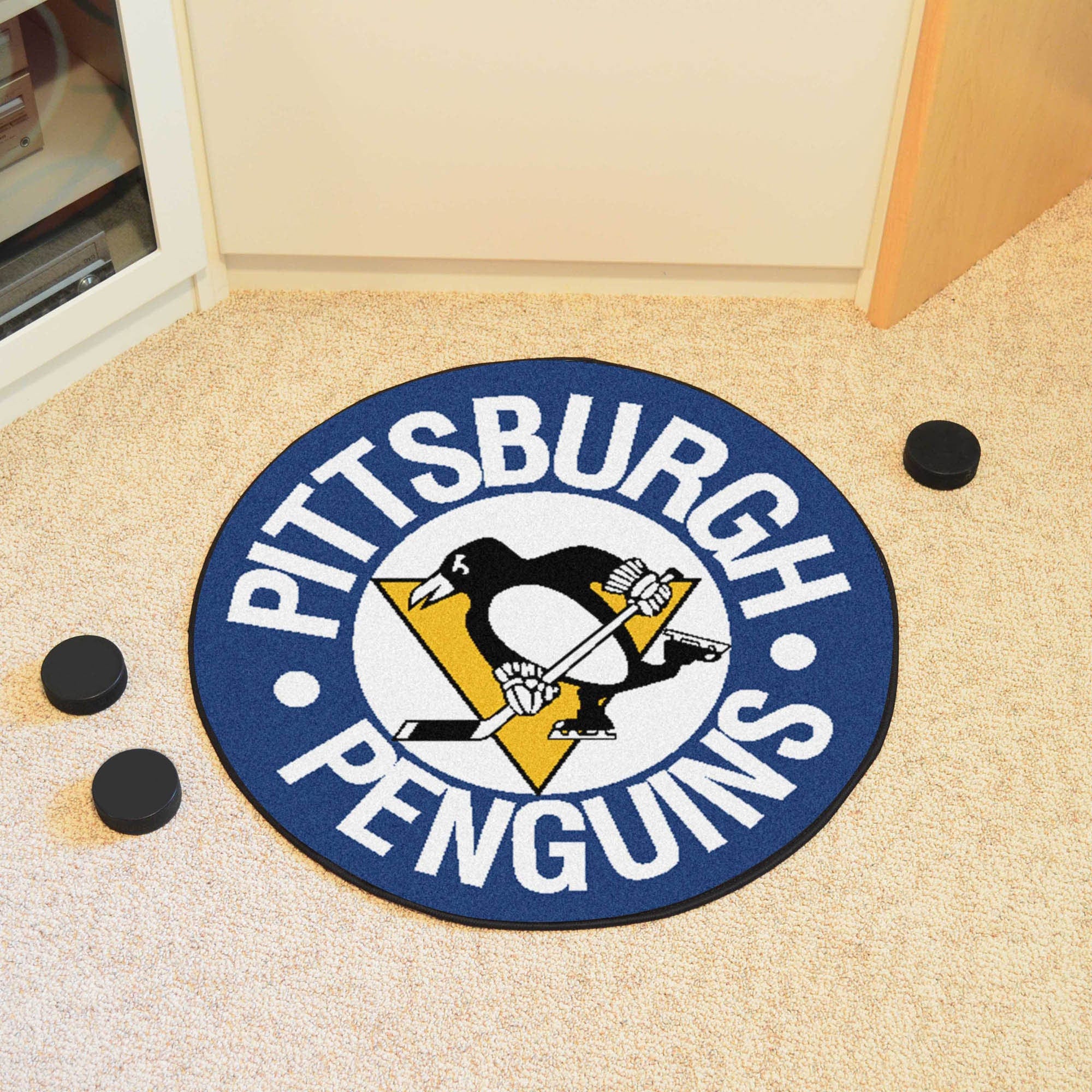 Pittsburgh Penguins Hockey Puck Rug - 27in. Diameter - Pittsburgh Penguins