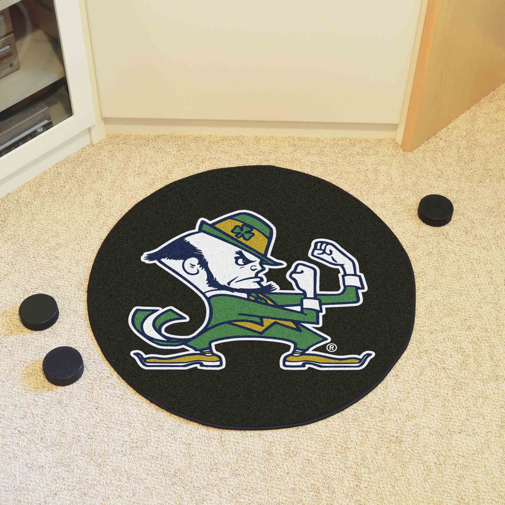 Notre Dame Fighting Irish Hockey Puck Rug - 27in. Diameter, Leprechaun