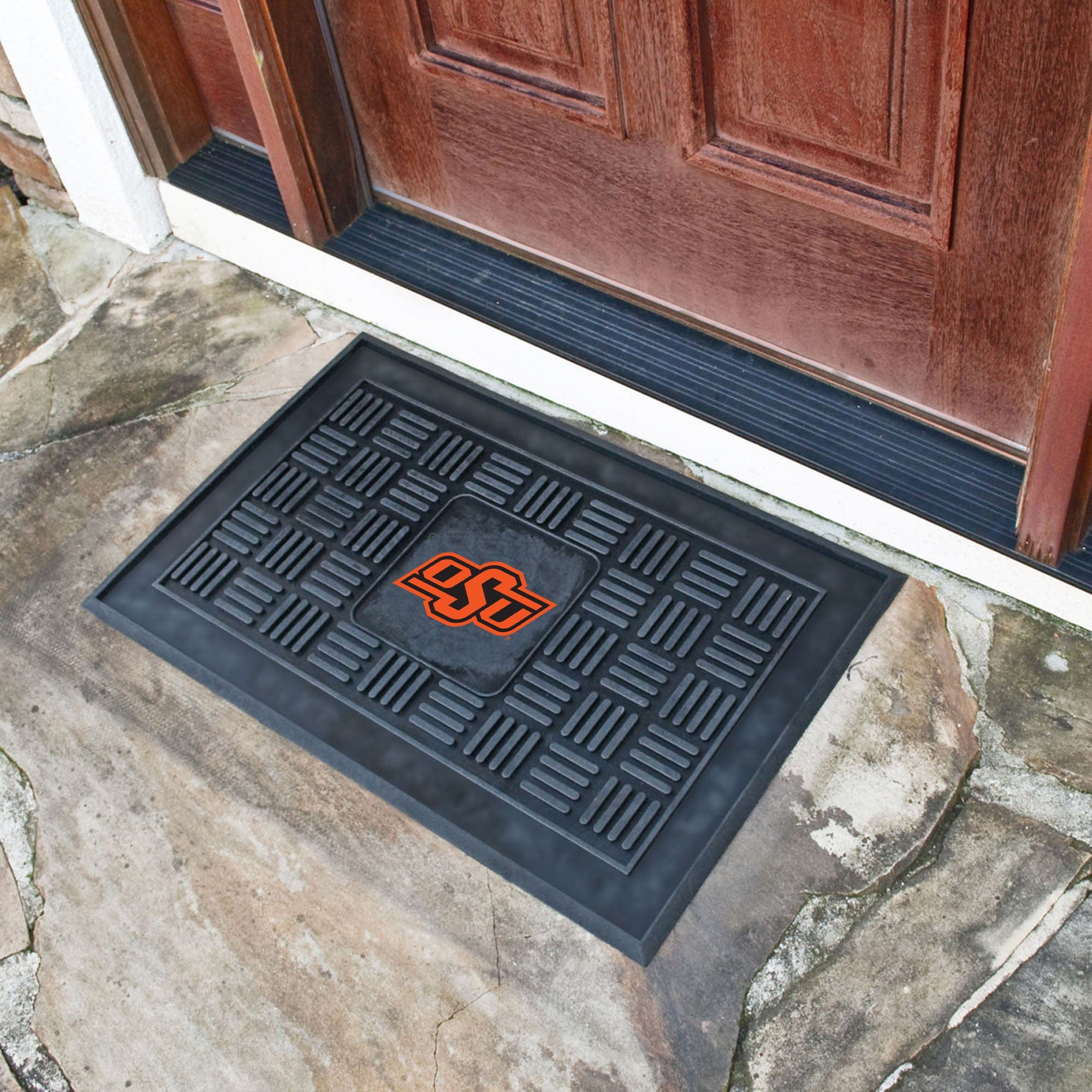 Oklahoma State Cowboys Heavy Duty Vinyl Medallion Door Mat - 19.5in. x 31in. - Oklahoma State