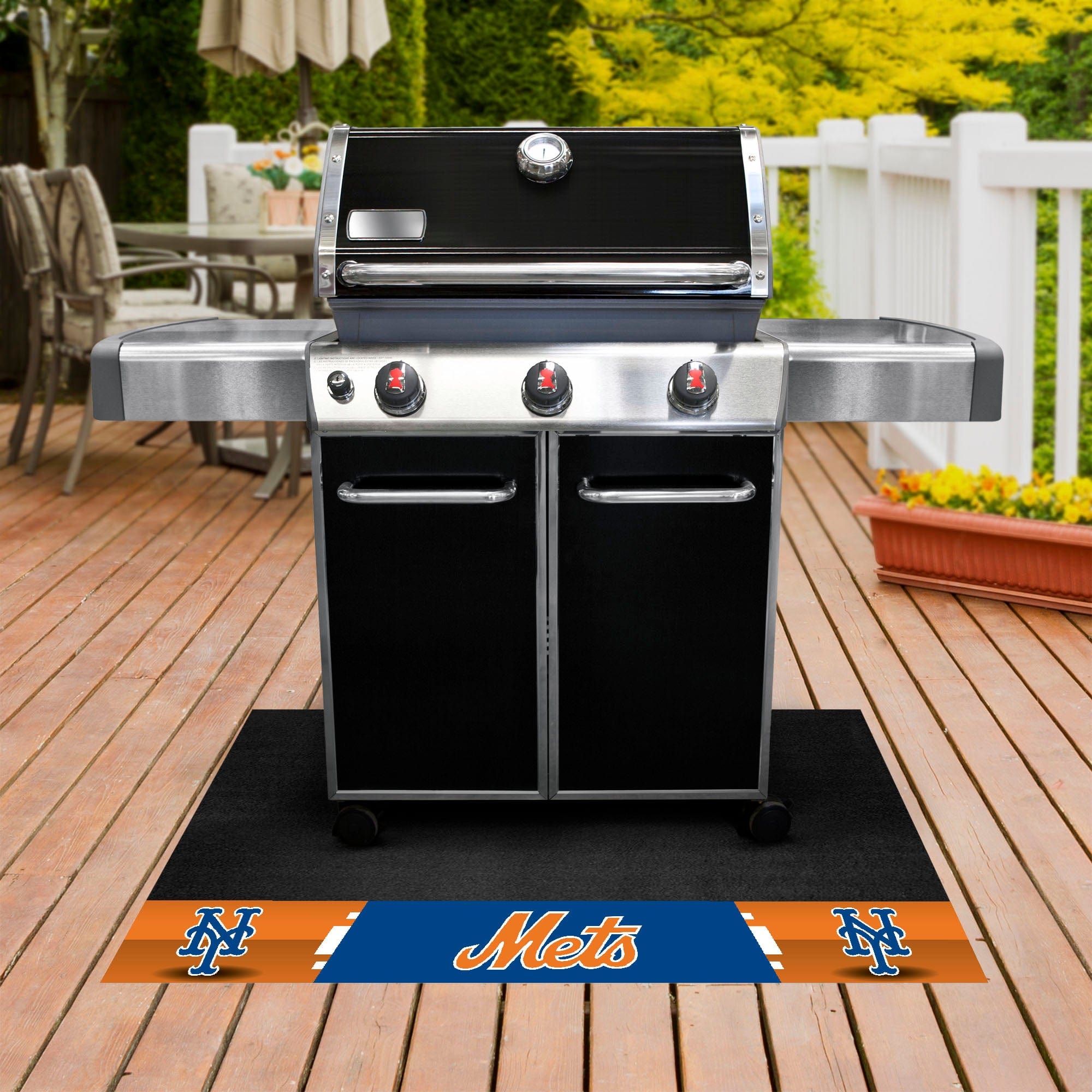 New York Mets Vinyl Grill Mat - 26in. x 42in.