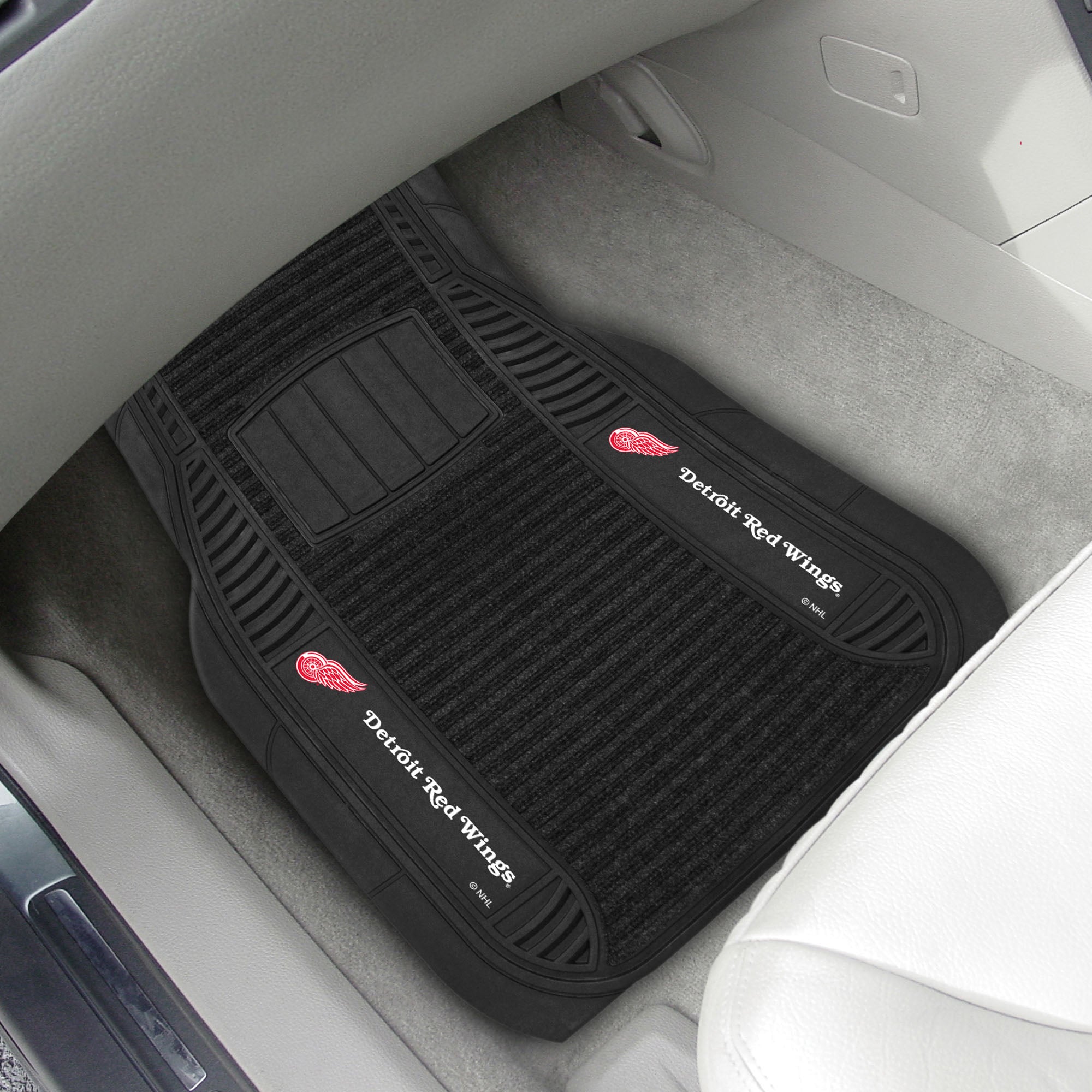 Detroit Red Wings 2 Piece Deluxe Car Mat Set