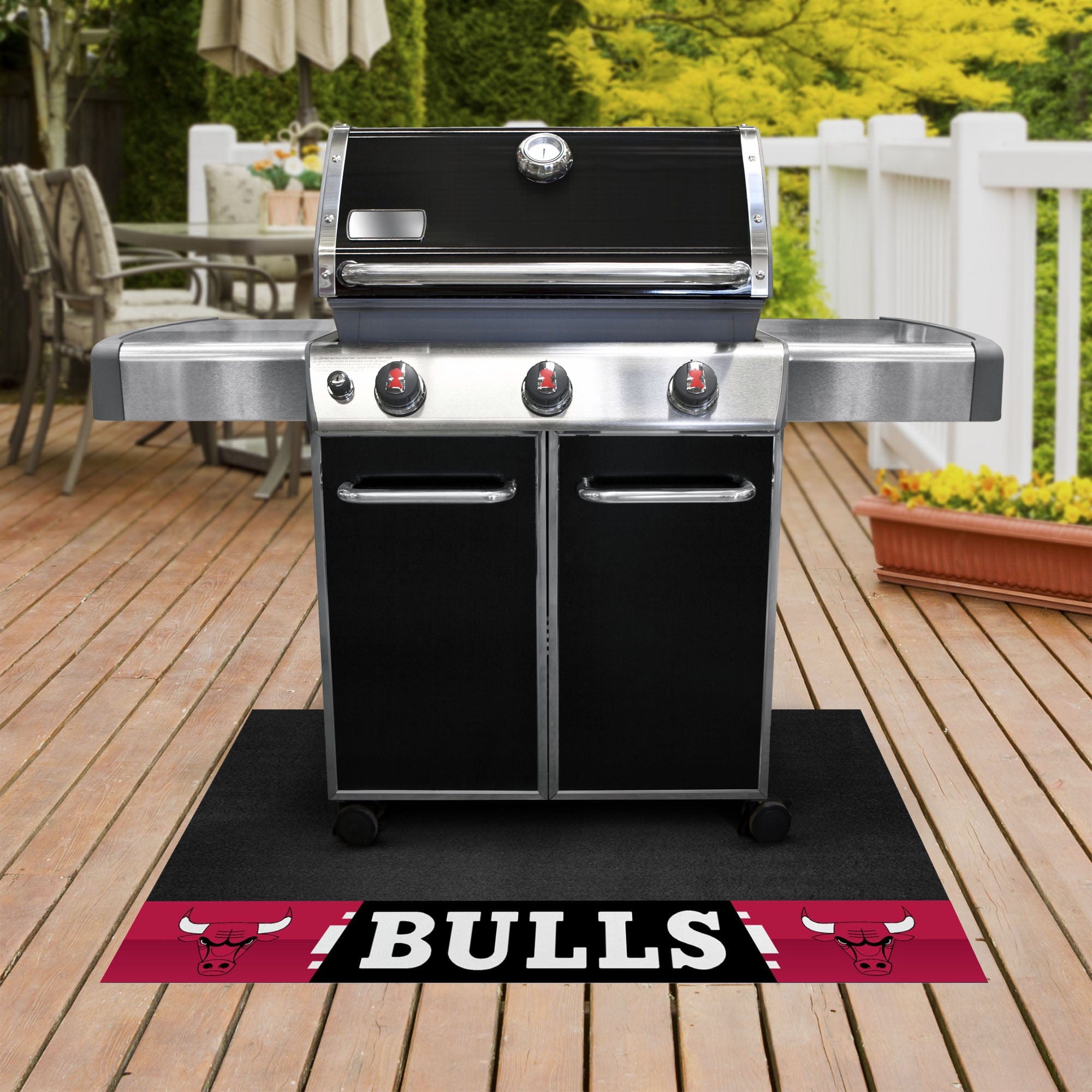 Chicago Bulls Vinyl Grill Mat - 26in. x 42in. - Chicago Bulls