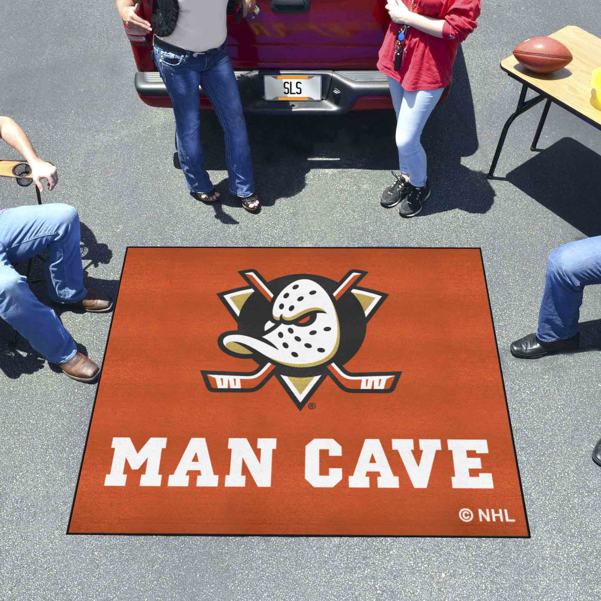 Anaheim Ducks Man Cave Tailgater Rug - 5ft. x 6ft.