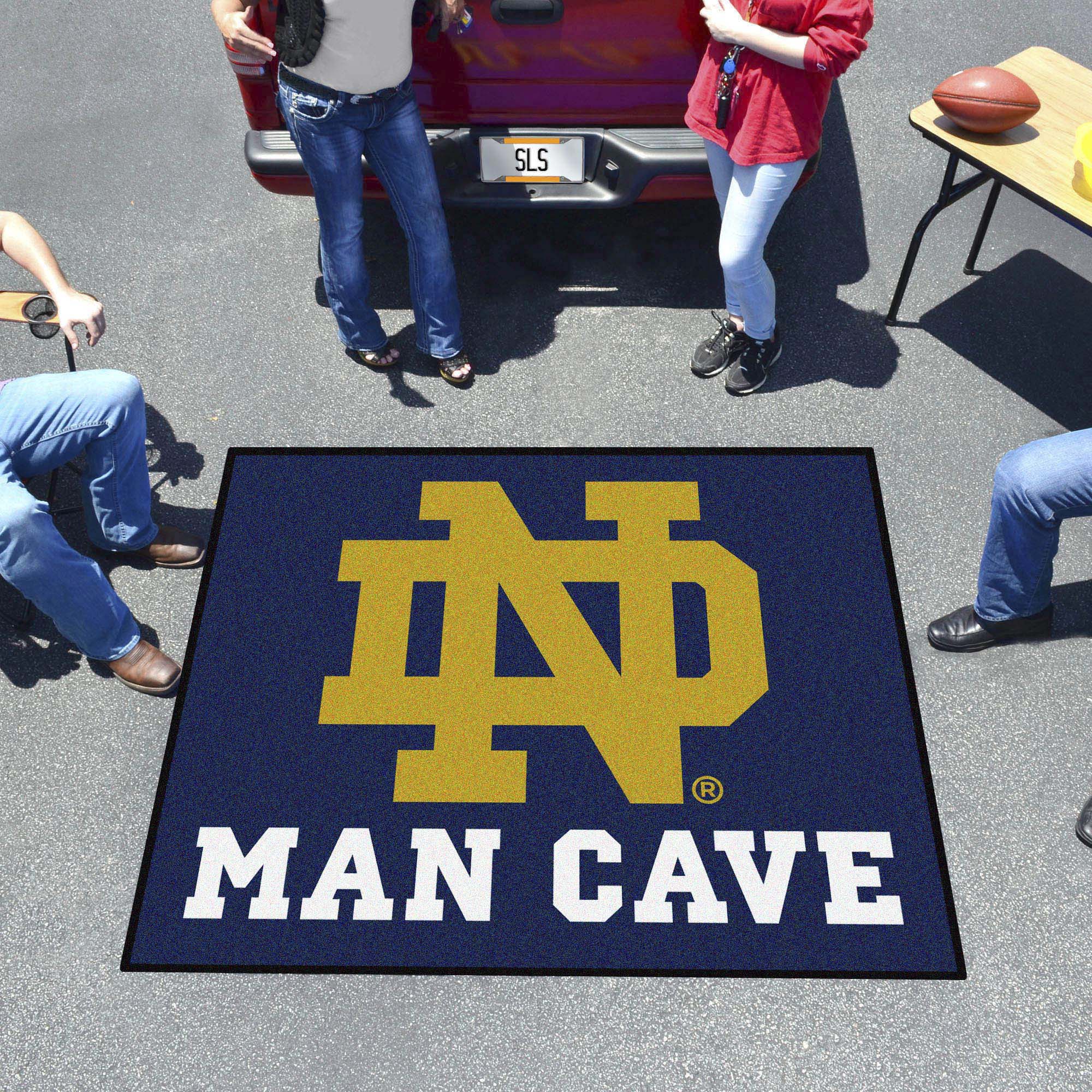 Notre Dame Fighting Irish Man Cave Tailgater Rug - 5ft. x 6ft.