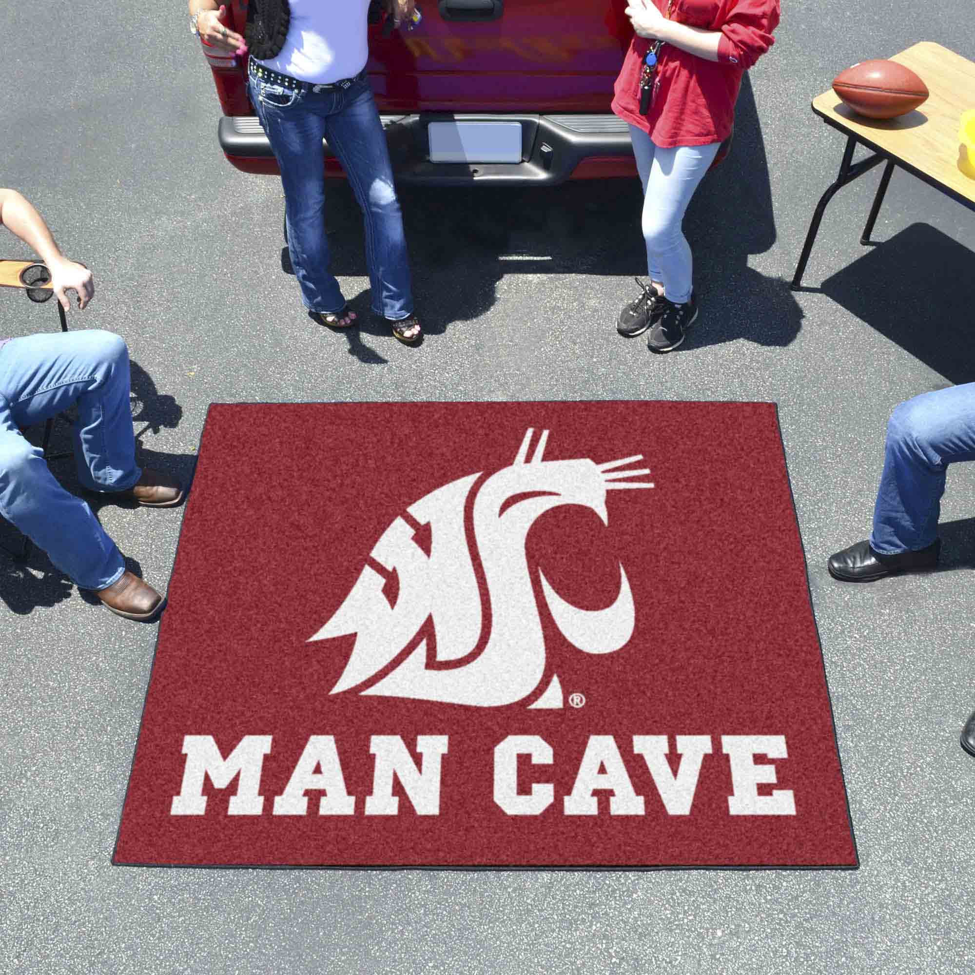 Washington State Cougars Man Cave Tailgater Rug - 5ft. x 6ft.