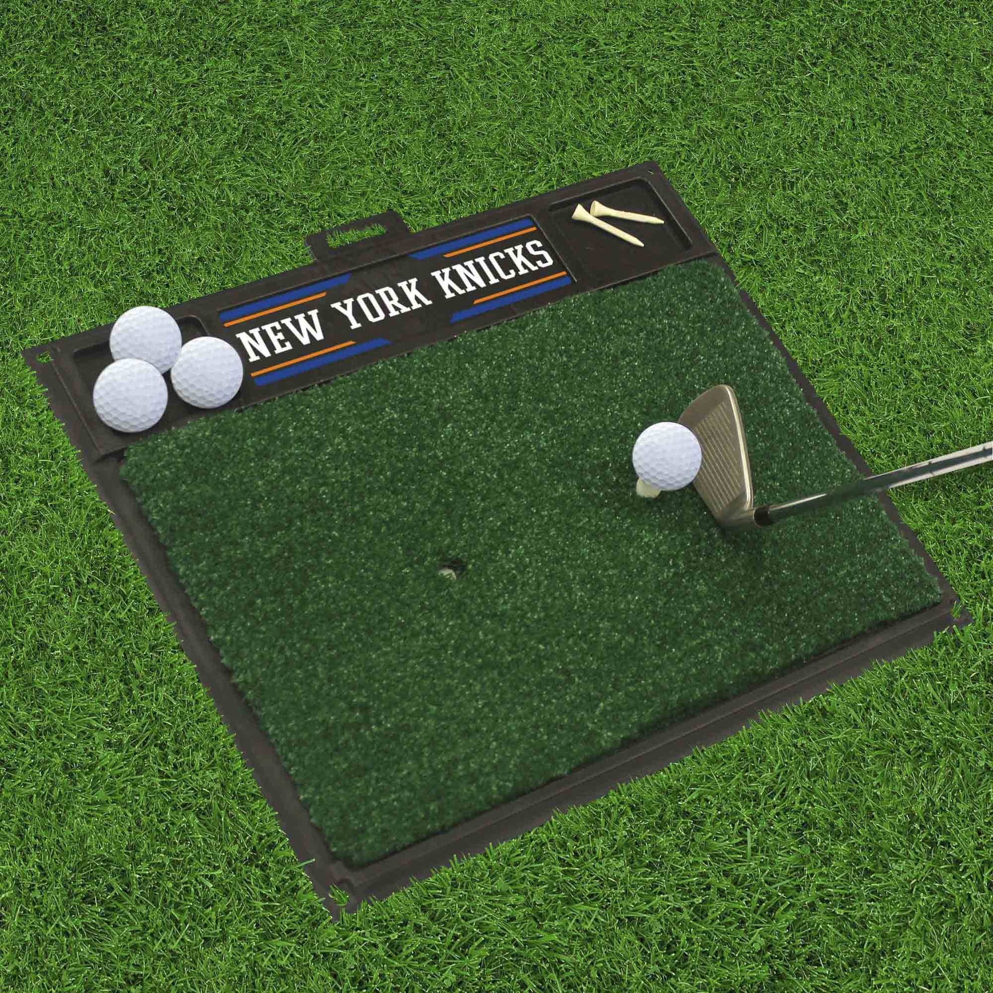 New York Knicks Golf Hitting Mat - New York Knicks