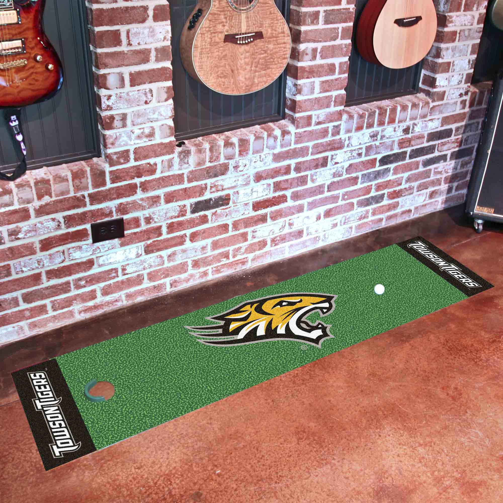 Towson Tigers Putting Green Mat - 1.5ft. x 6ft.