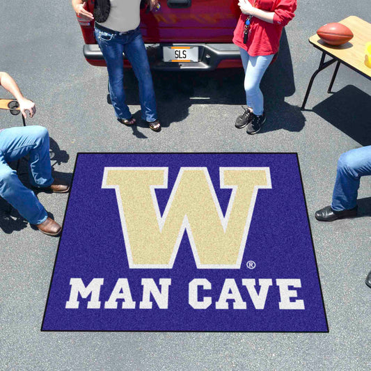 Washington Huskies Man Cave Tailgater Rug - 5ft. x 6ft.