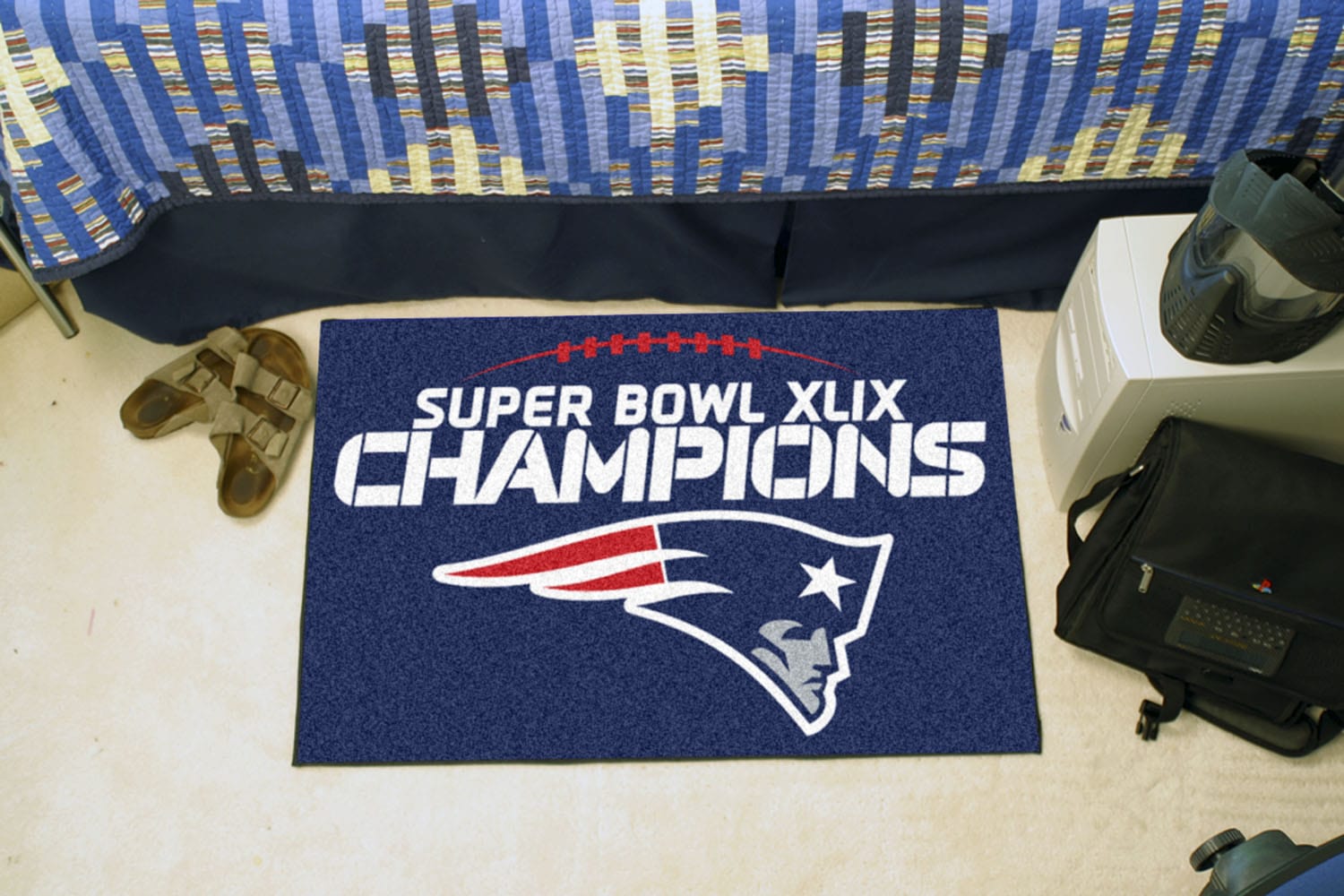 New England Patriots Starter Mat Accent Rug - 19in. x 30in., 2015 Super Bowl XLIX Champions - New England Patriots