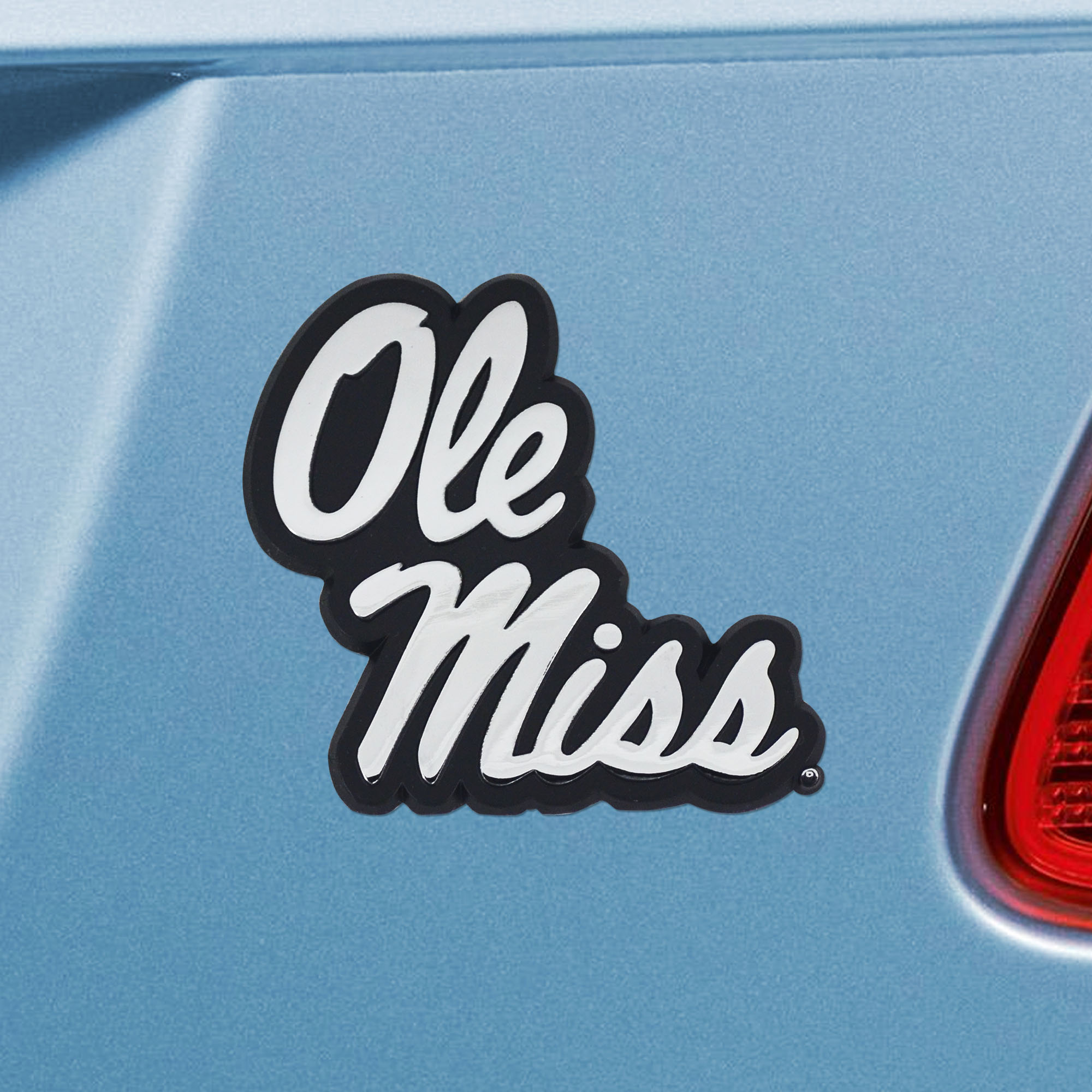 Ole Miss Rebels 3D Chrome Metal Emblem