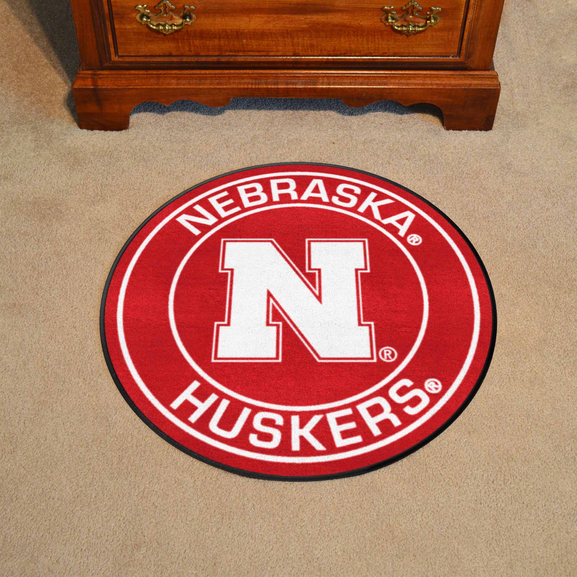 Nebraska Cornhuskers Roundel Rug - 27in. Diameter - Nebraska