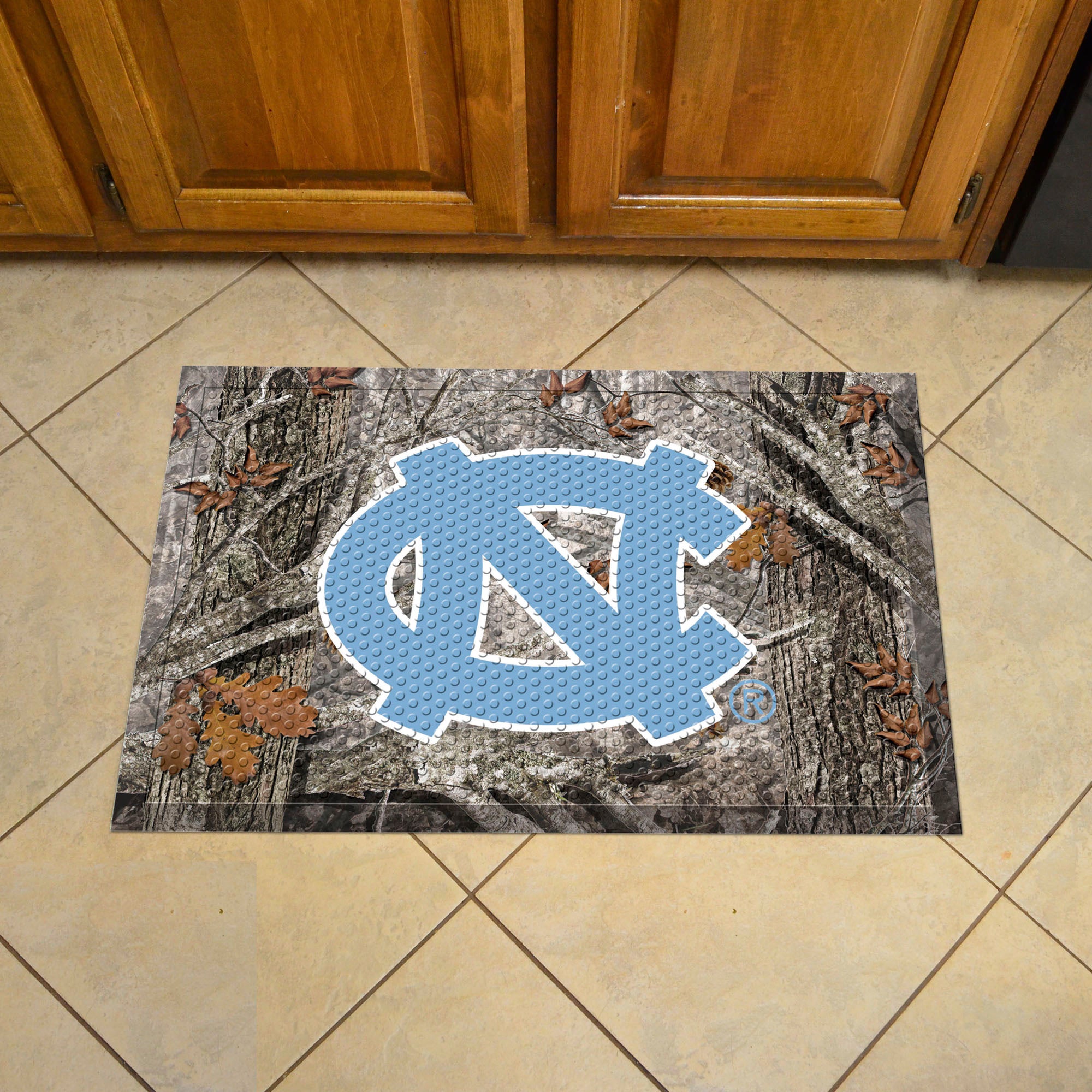 North Carolina Tar Heels Rubber Scraper Door Mat, Camo Color