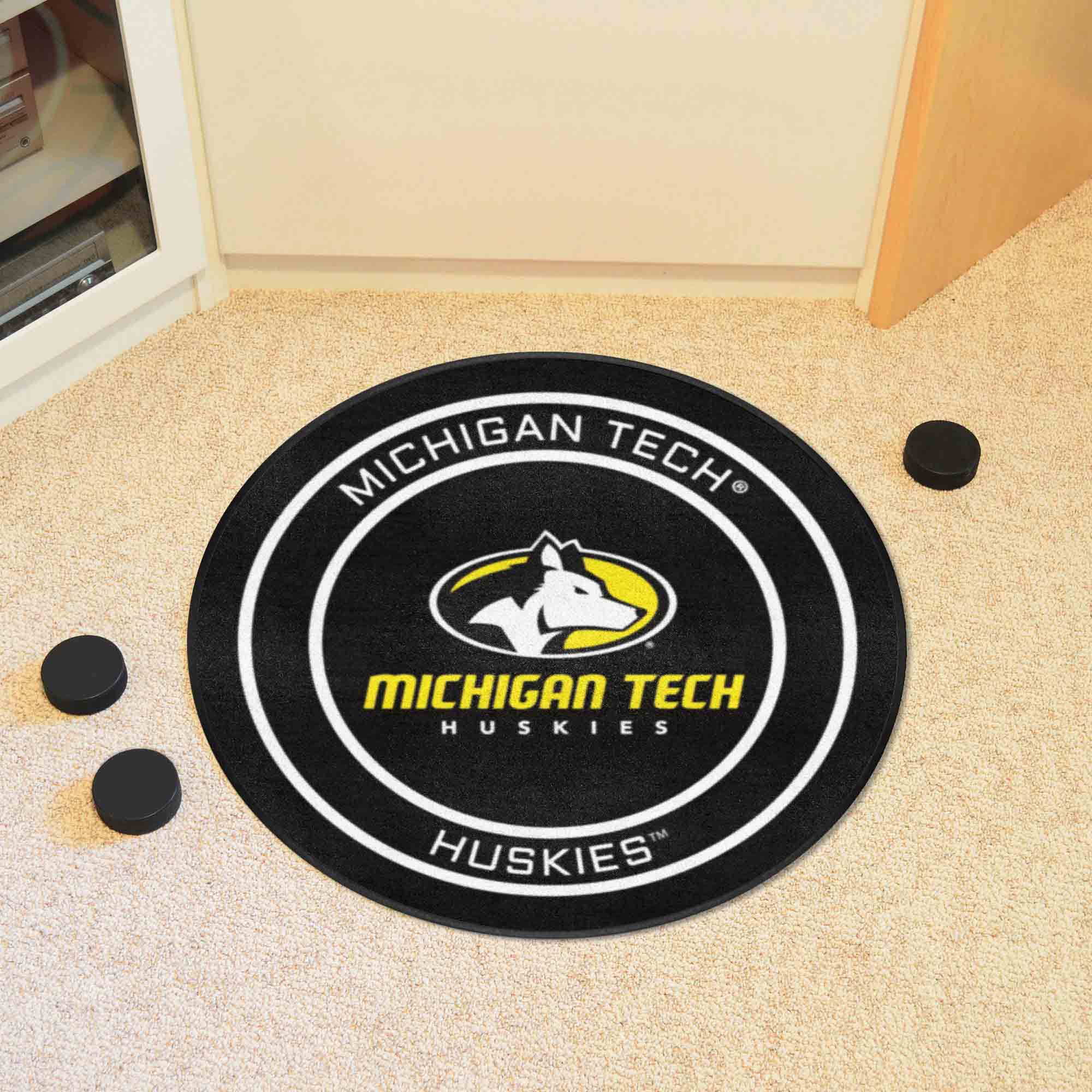 Michigan Tech Huskies Hockey Puck Rug - 27in. Diameter