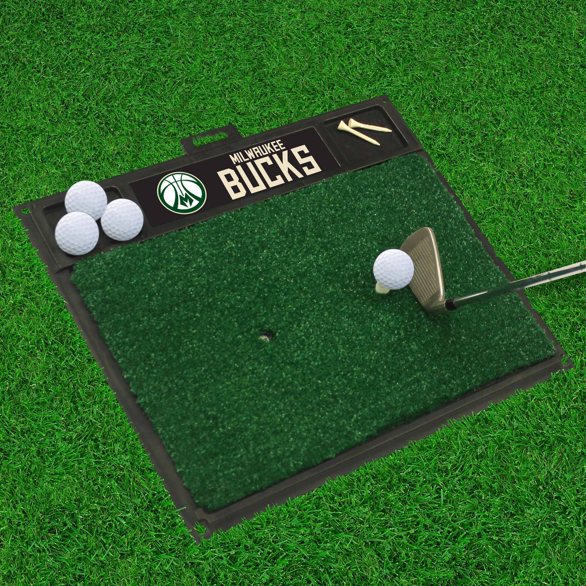 Milwaukee Bucks Golf Hitting Mat