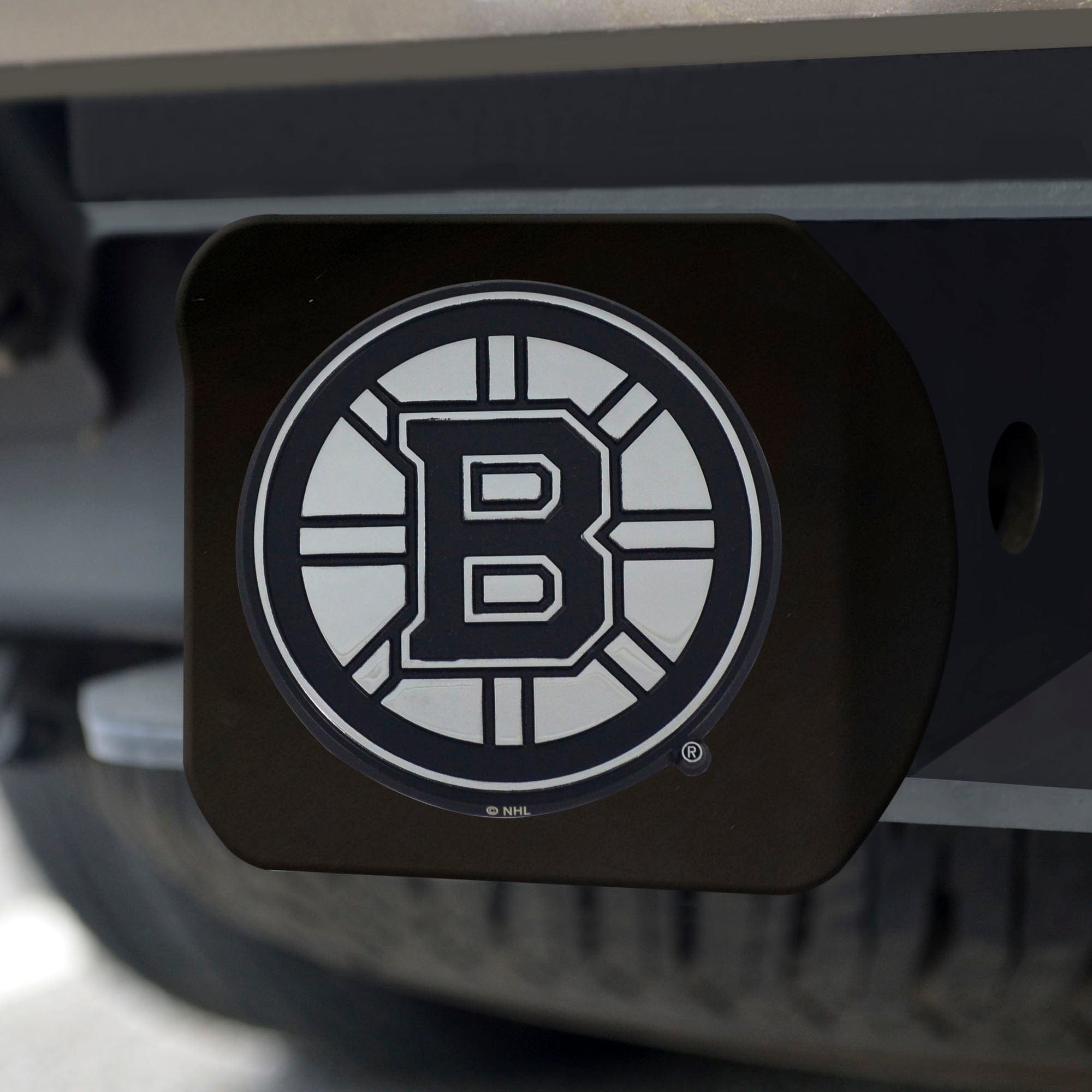 Boston Bruins Black Metal Hitch Cover with Metal Chrome 3D Emblem - Boston Bruins