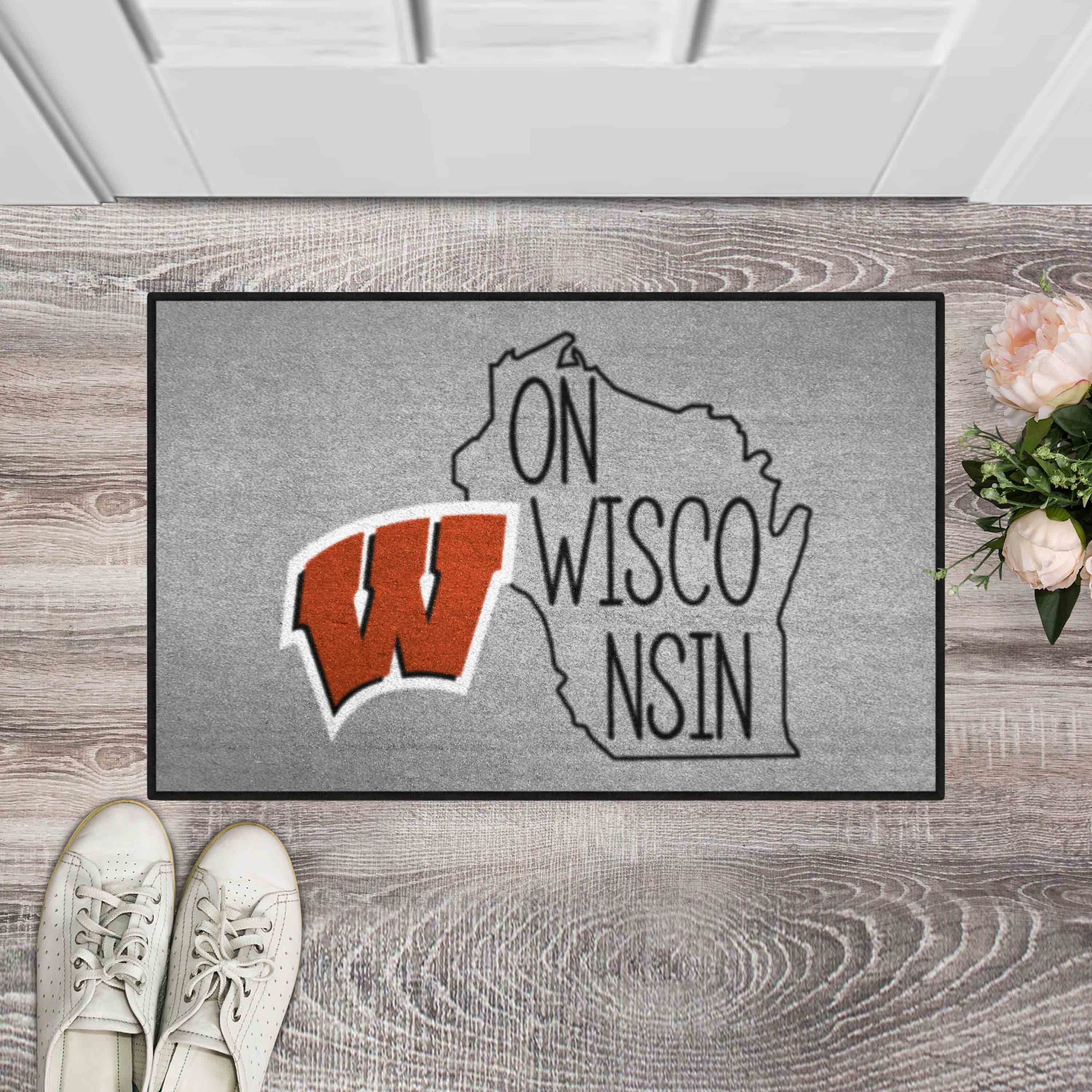 Wisconsin Badgers Southern Style Starter Mat Accent Rug - 19in. x 30in.