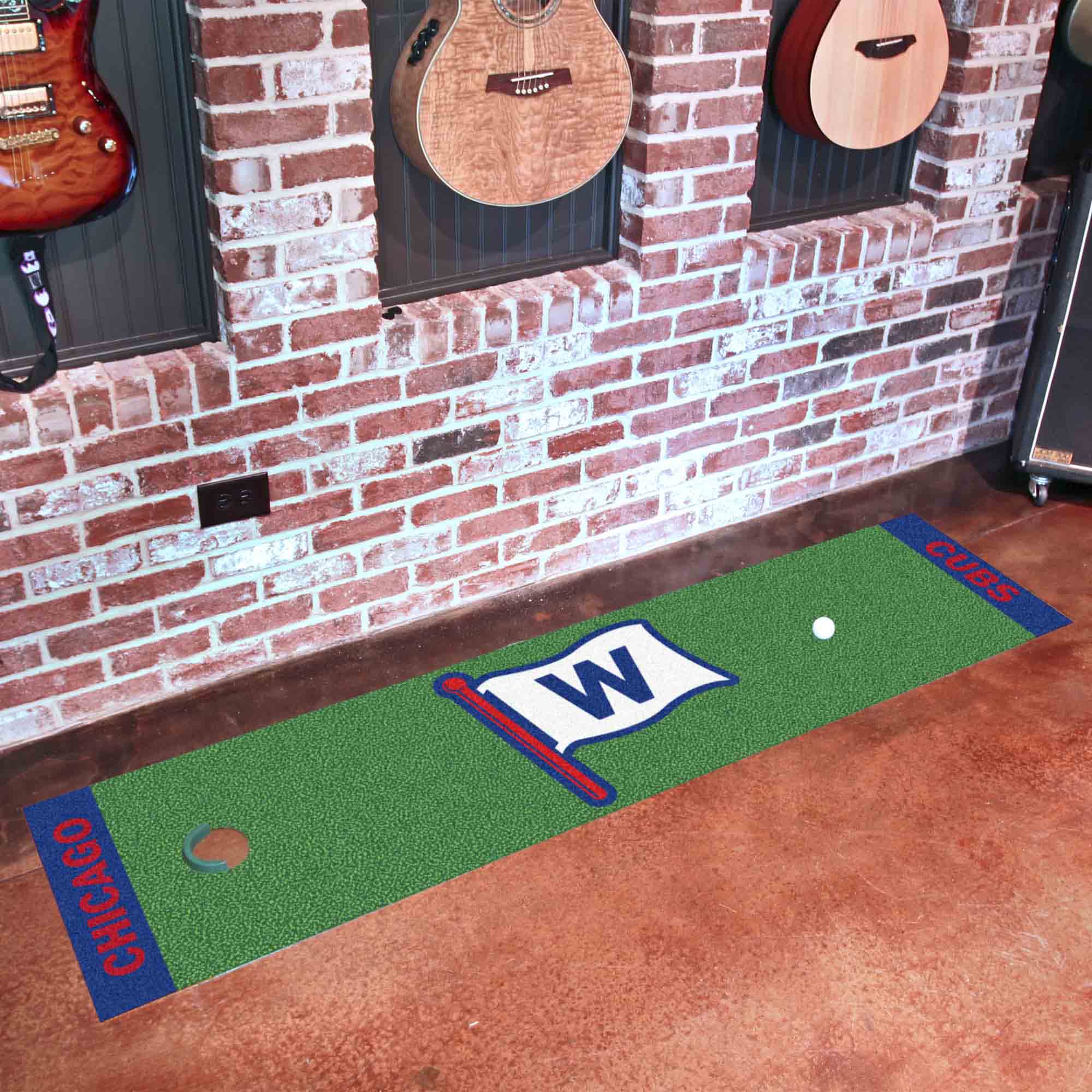 Chicago Cubs Putting Green Mat - 1.5ft. x 6ft. - Chicago Cubs