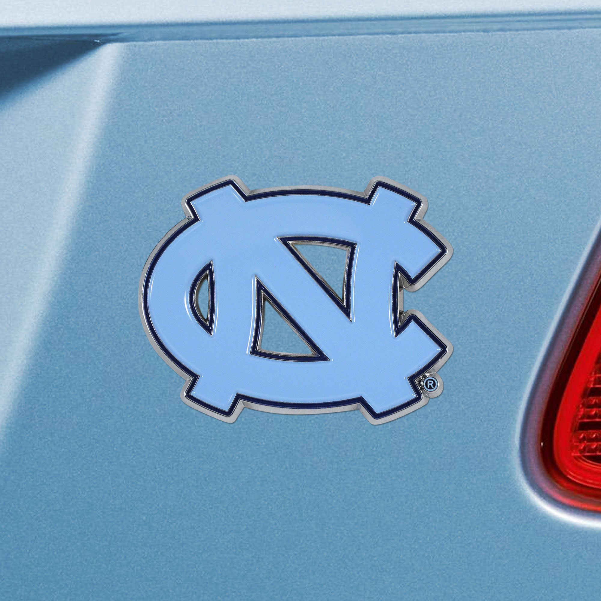 North Carolina Tar Heels 3D Color Metal Emblem