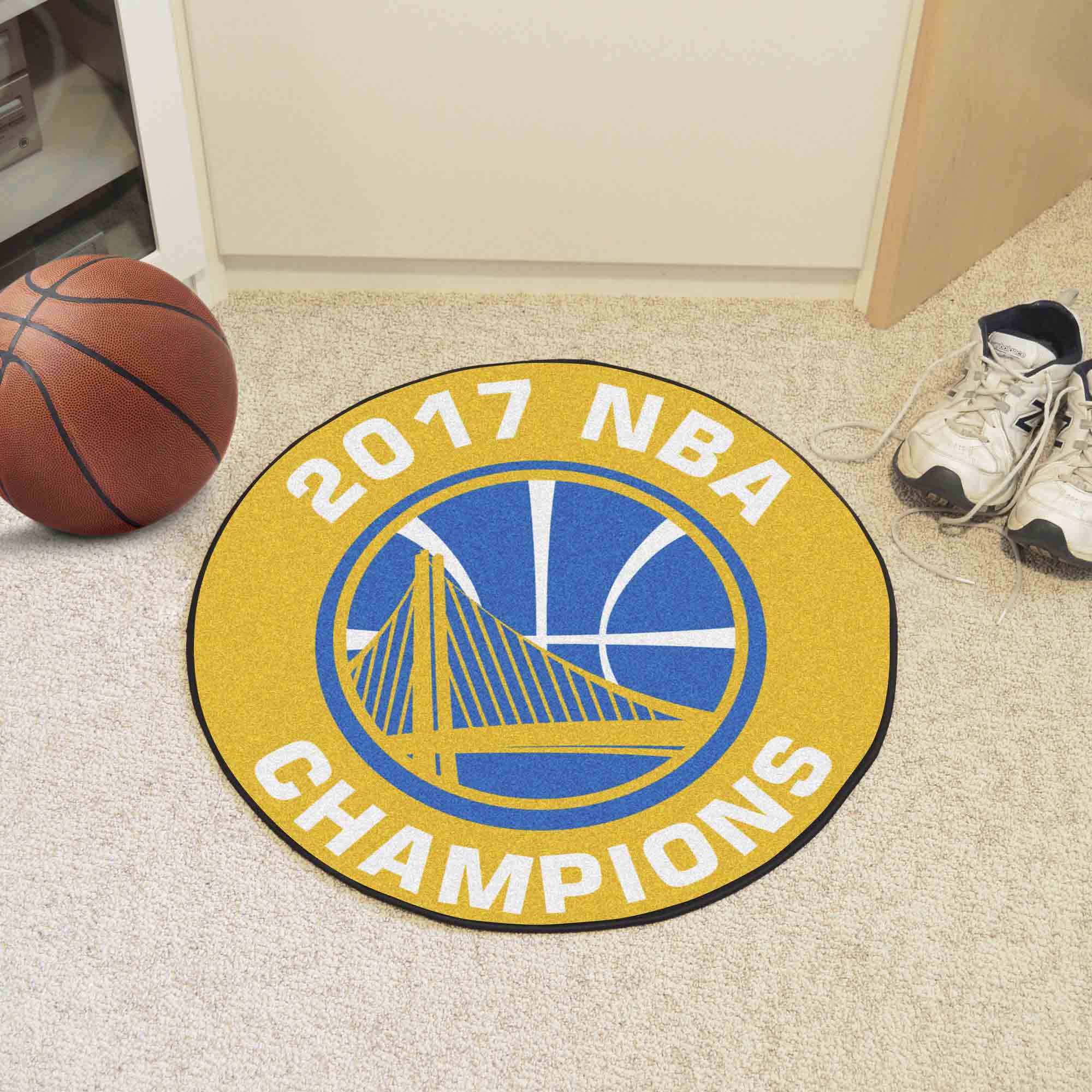 Golden State Warriors 2017 NBA Champions Basketball Rug - 27in. Diameter